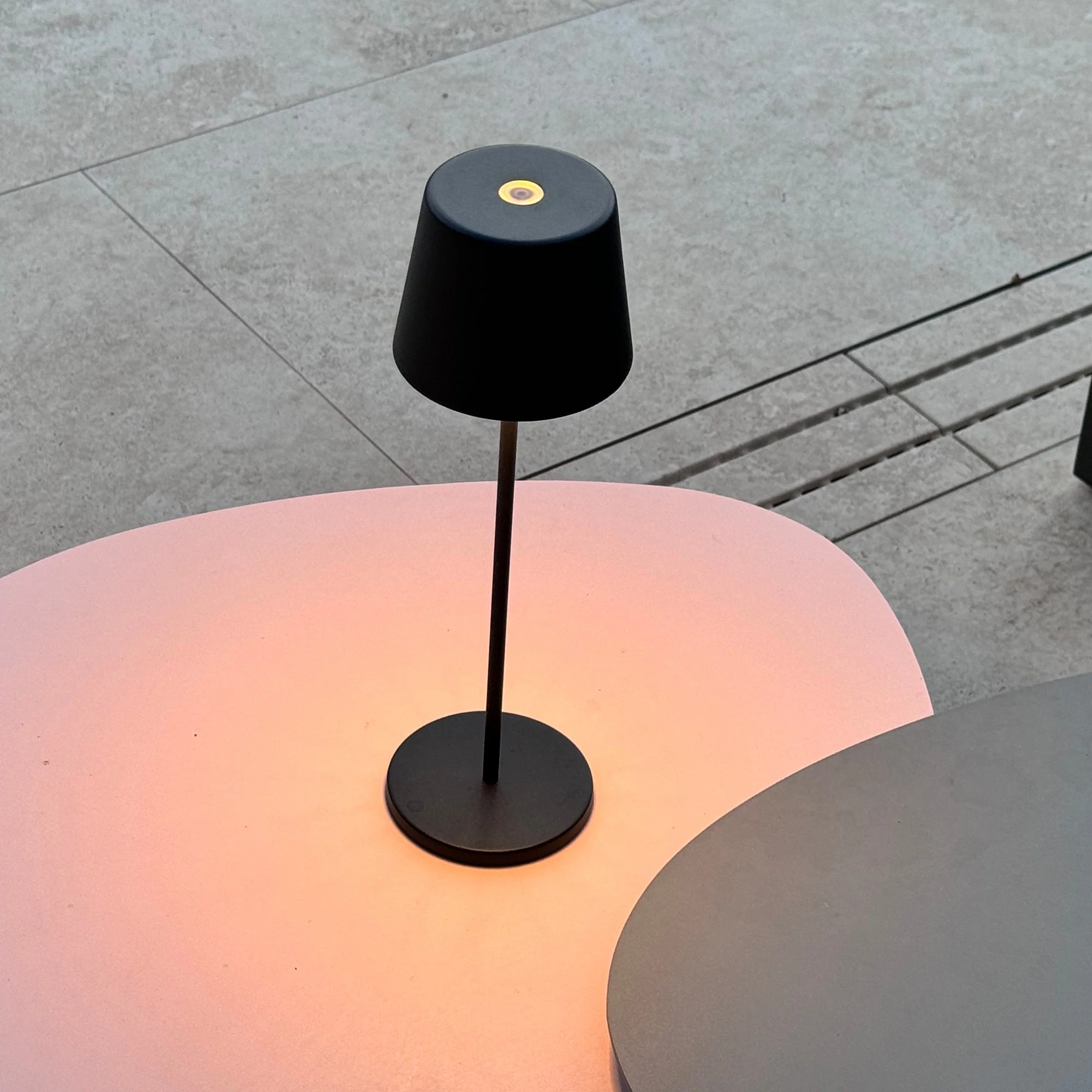 Lampe De Table Sans Fil - 6X Kelly Black - Image 6