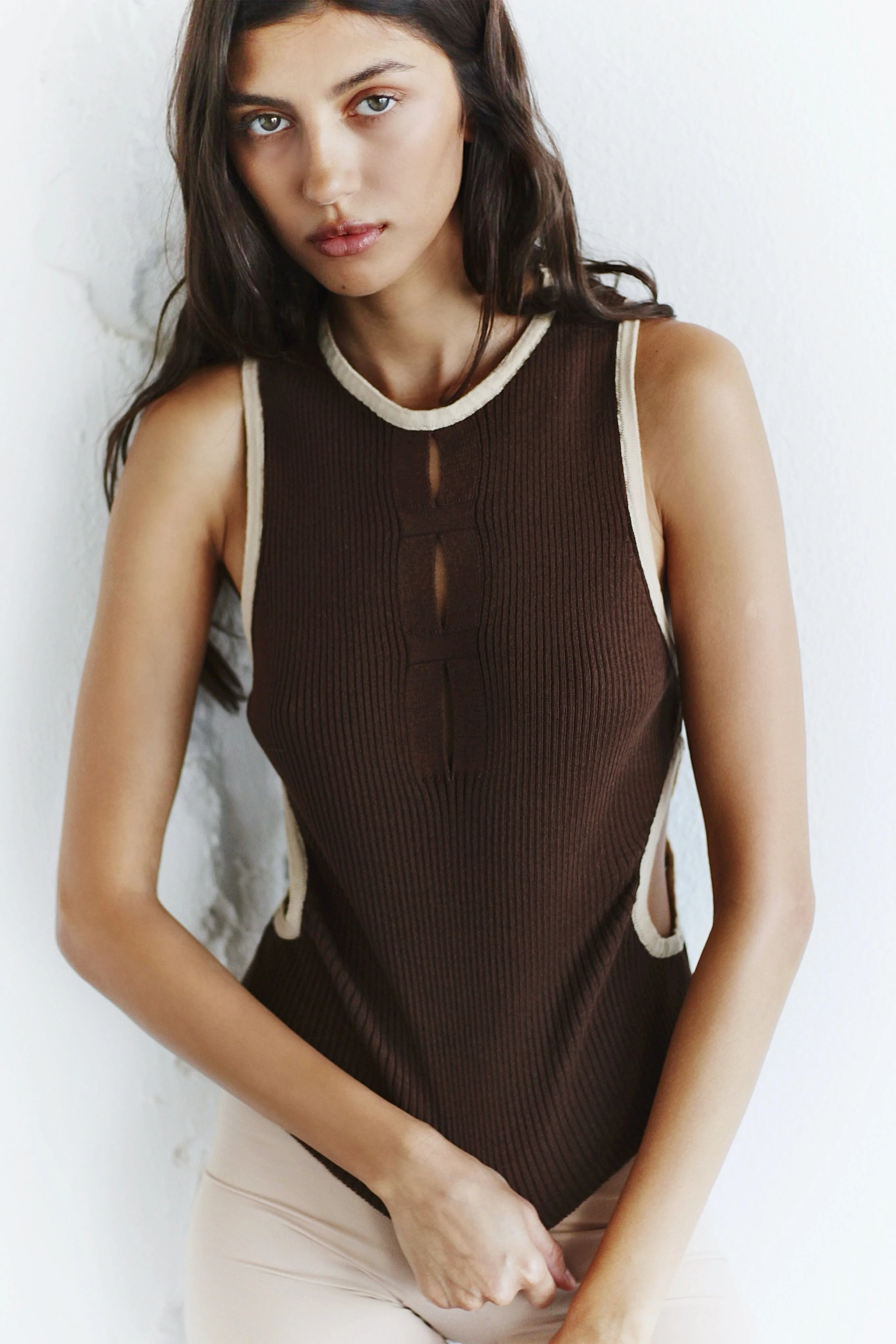 Top Ana - Brown - Image 5