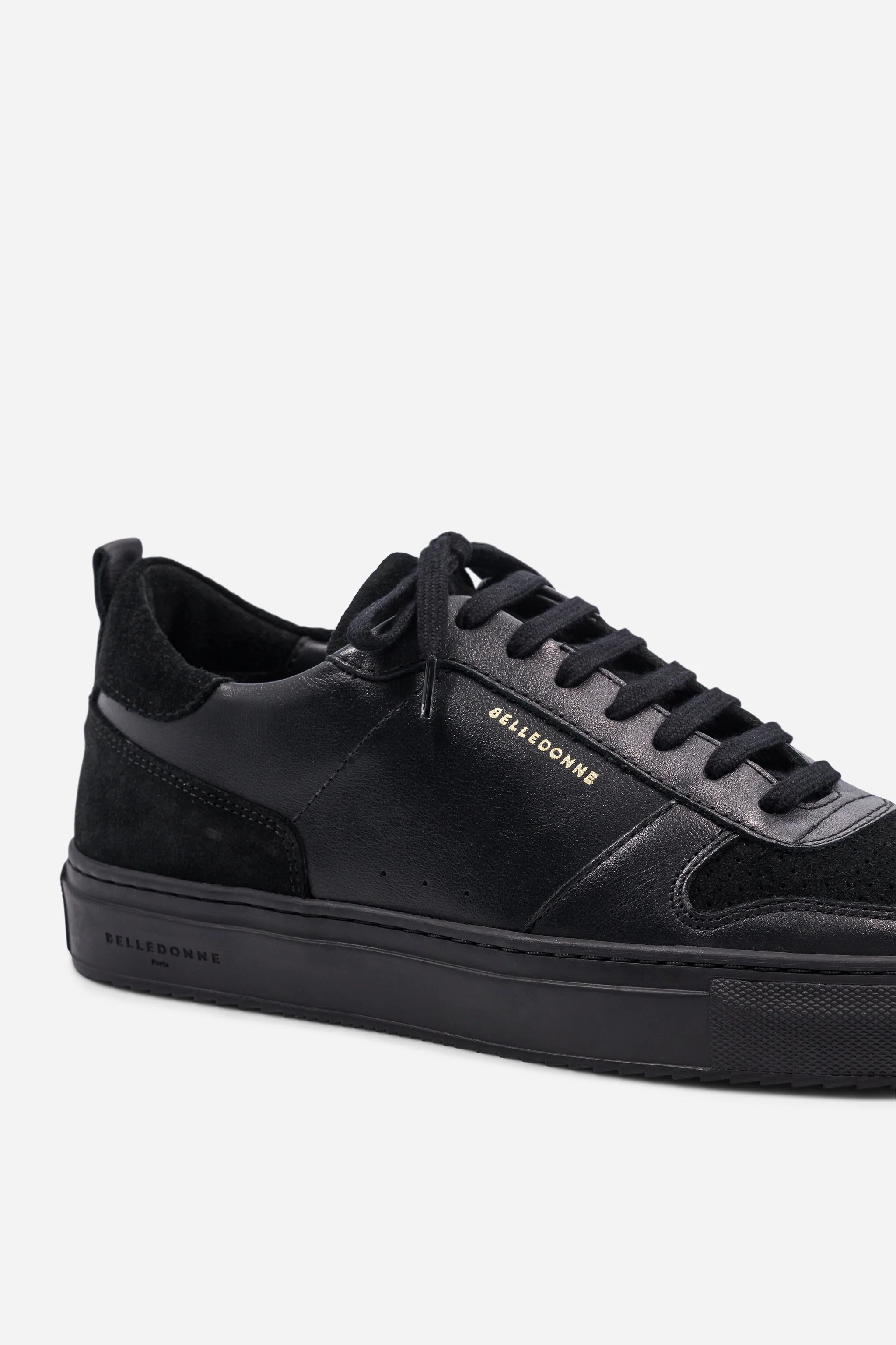 B0 - Full Black - Image 4