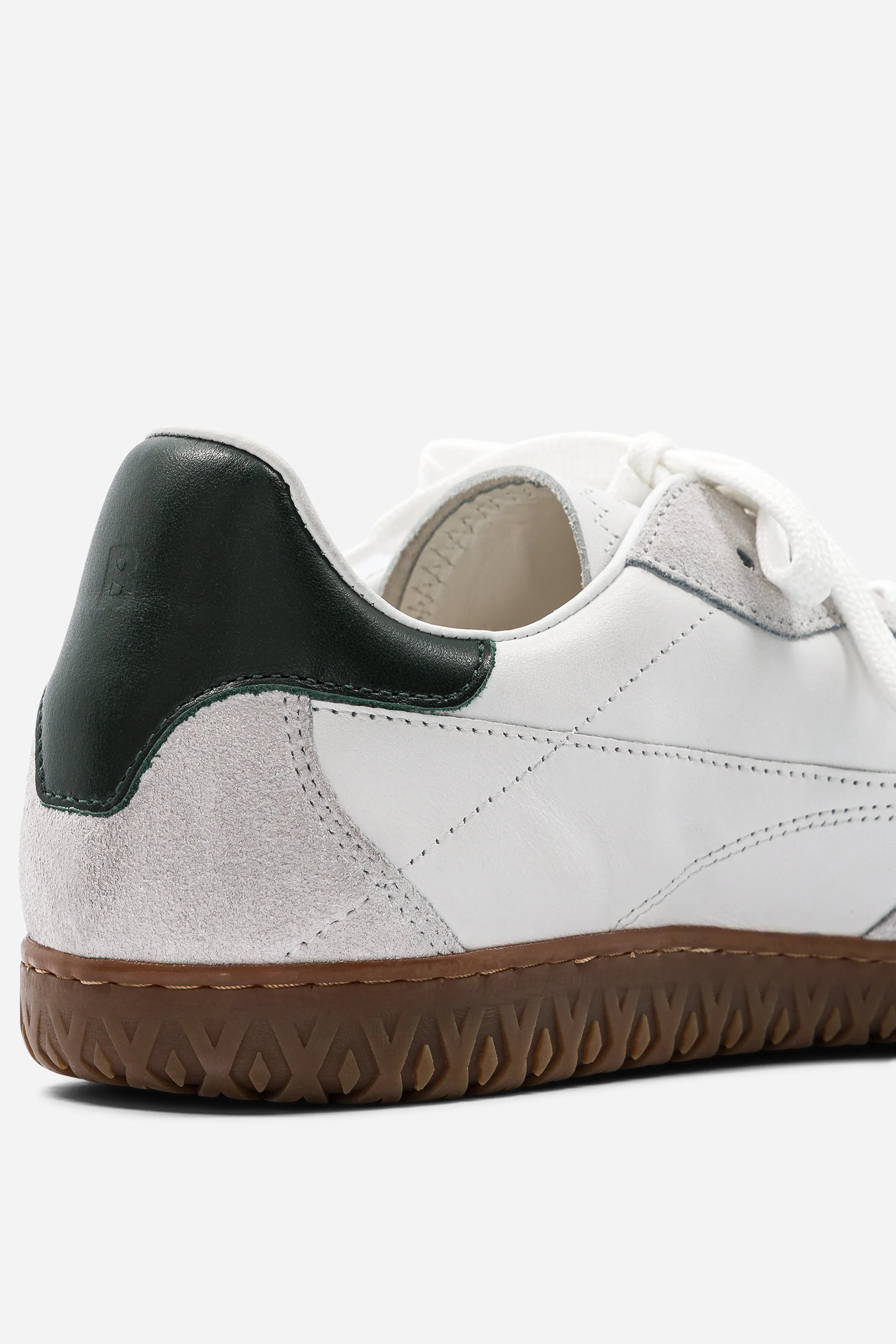 B7 - Essential Green - Image 4