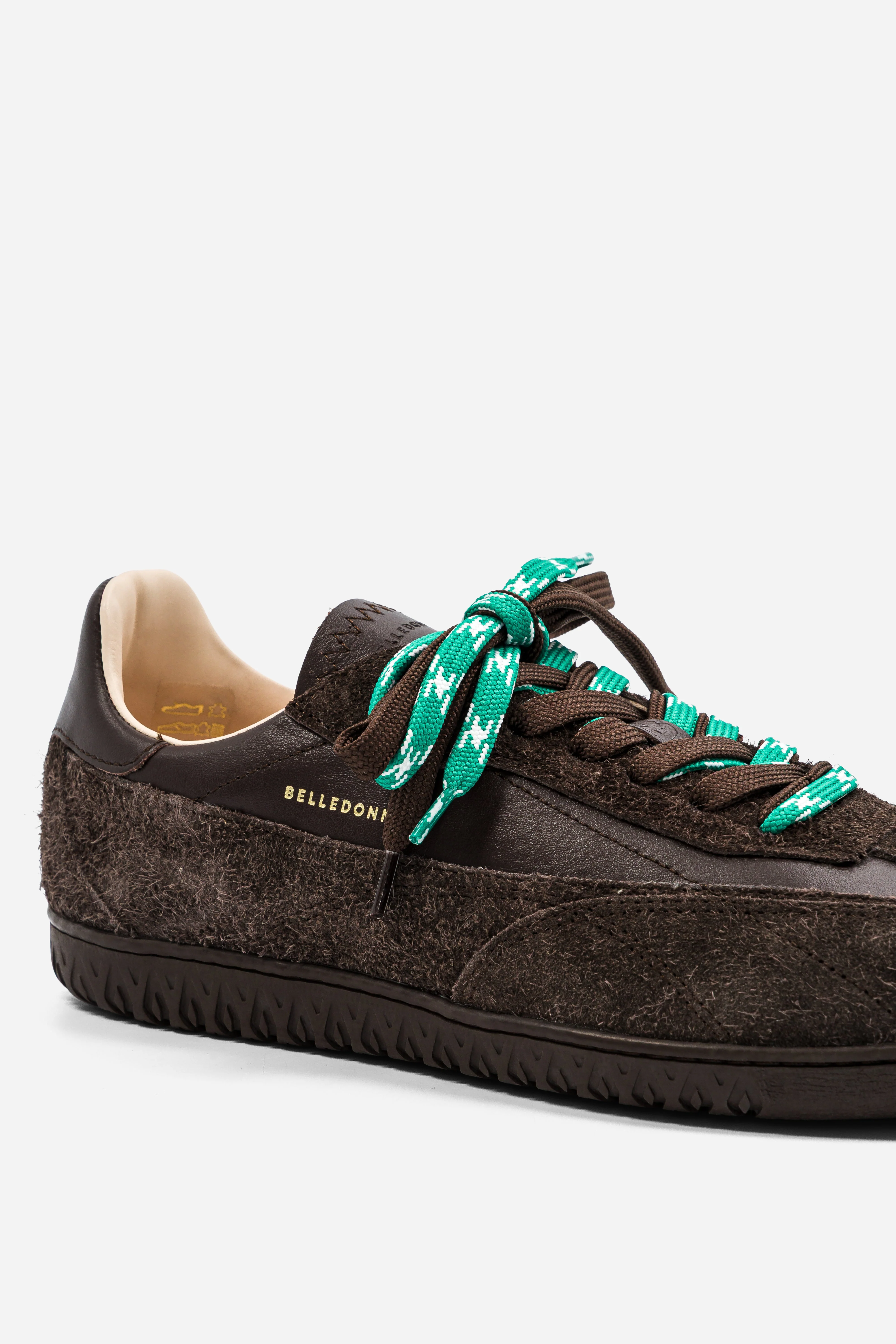 B7 - Hairy Brown - Image 4