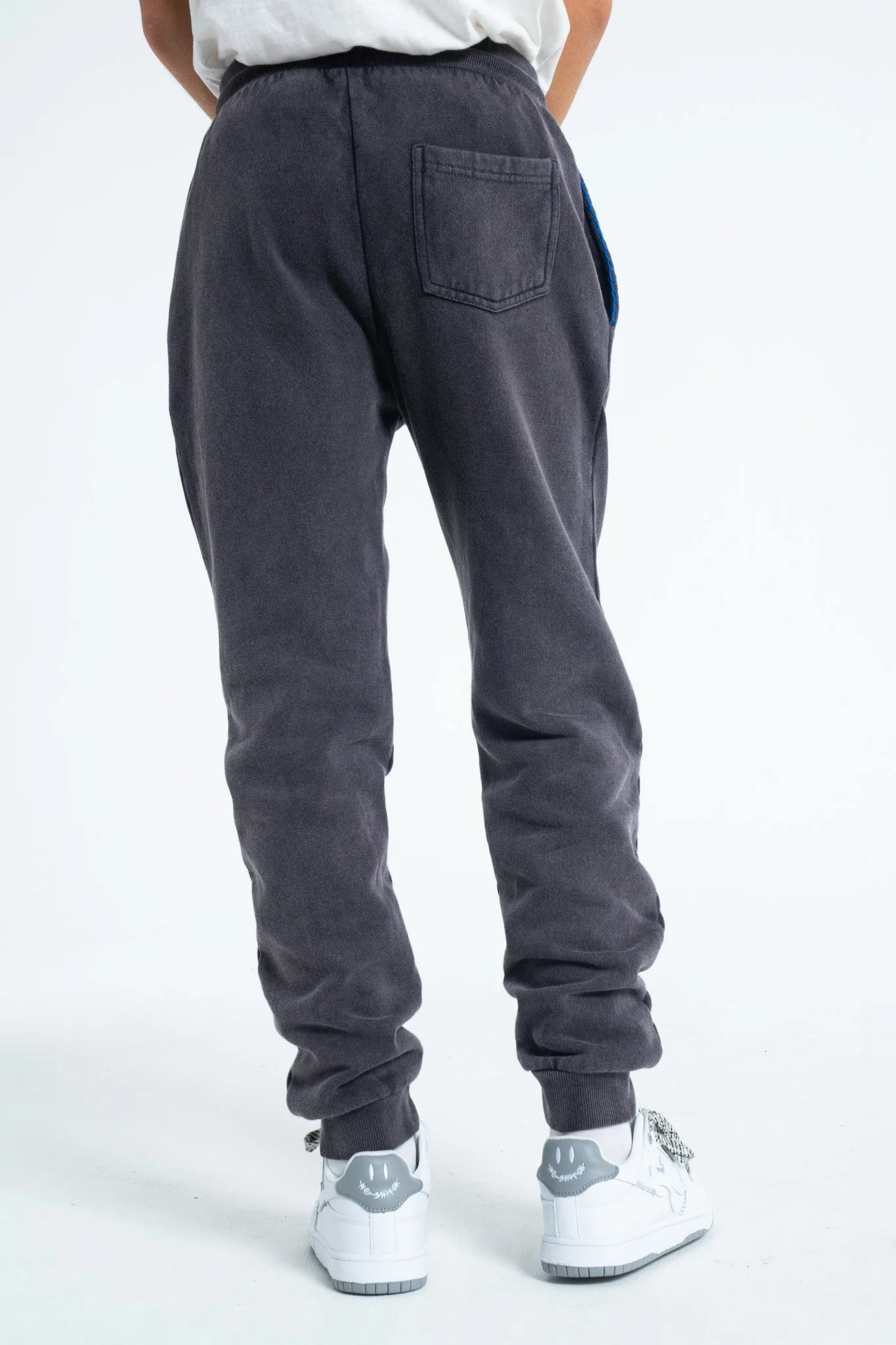 Jogging Baffie - Black Wash - Image 9