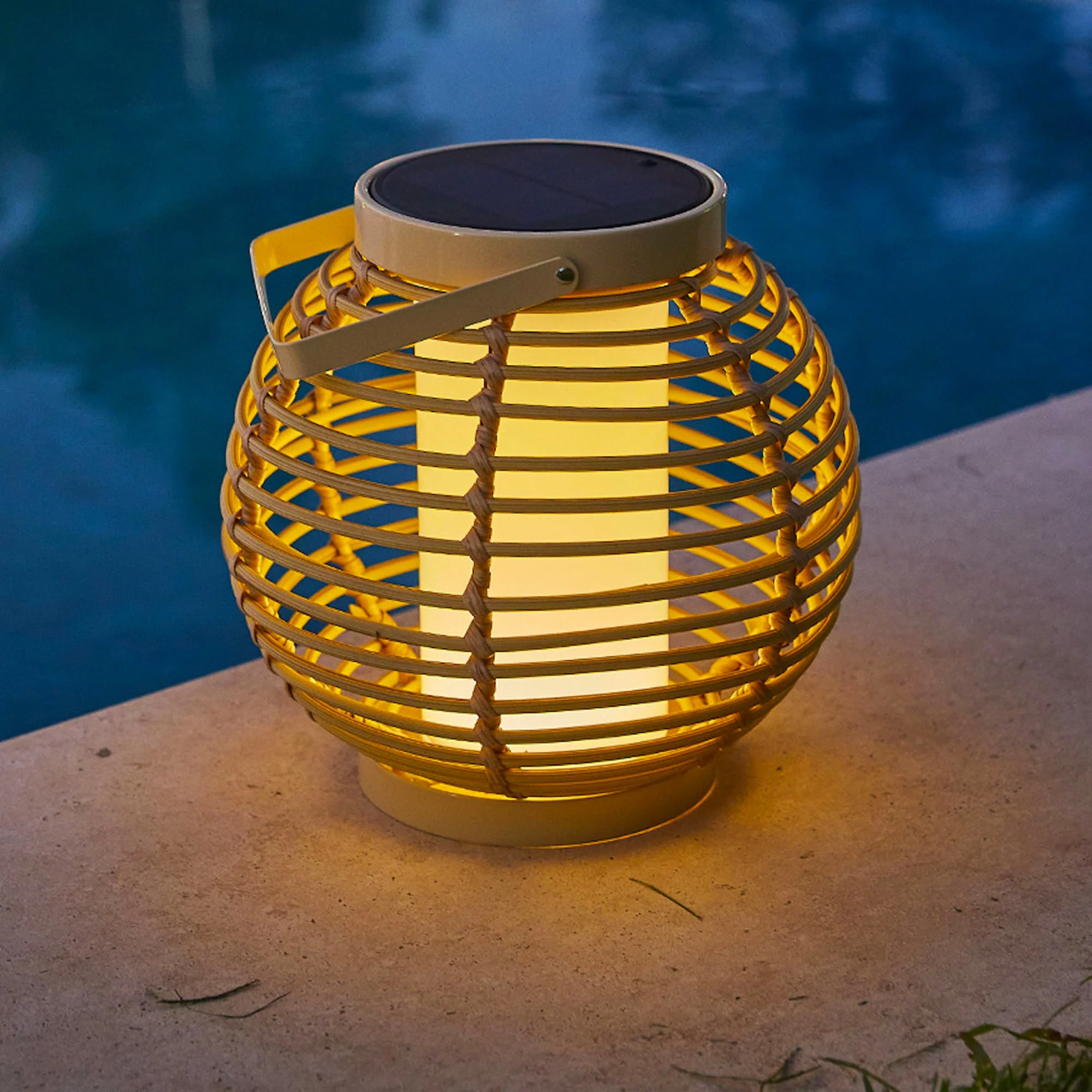 Lanterne Solaire - Beehive