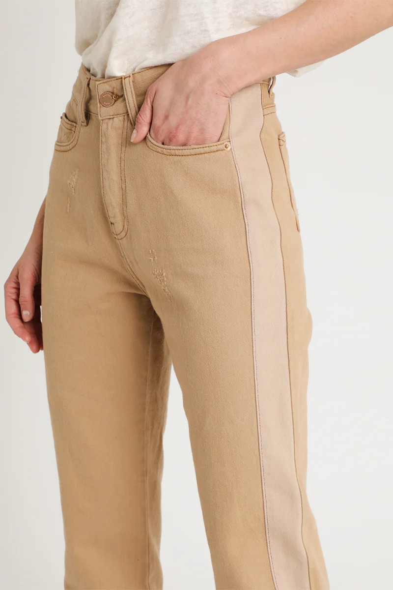 Jean Droit Beige - Image 5