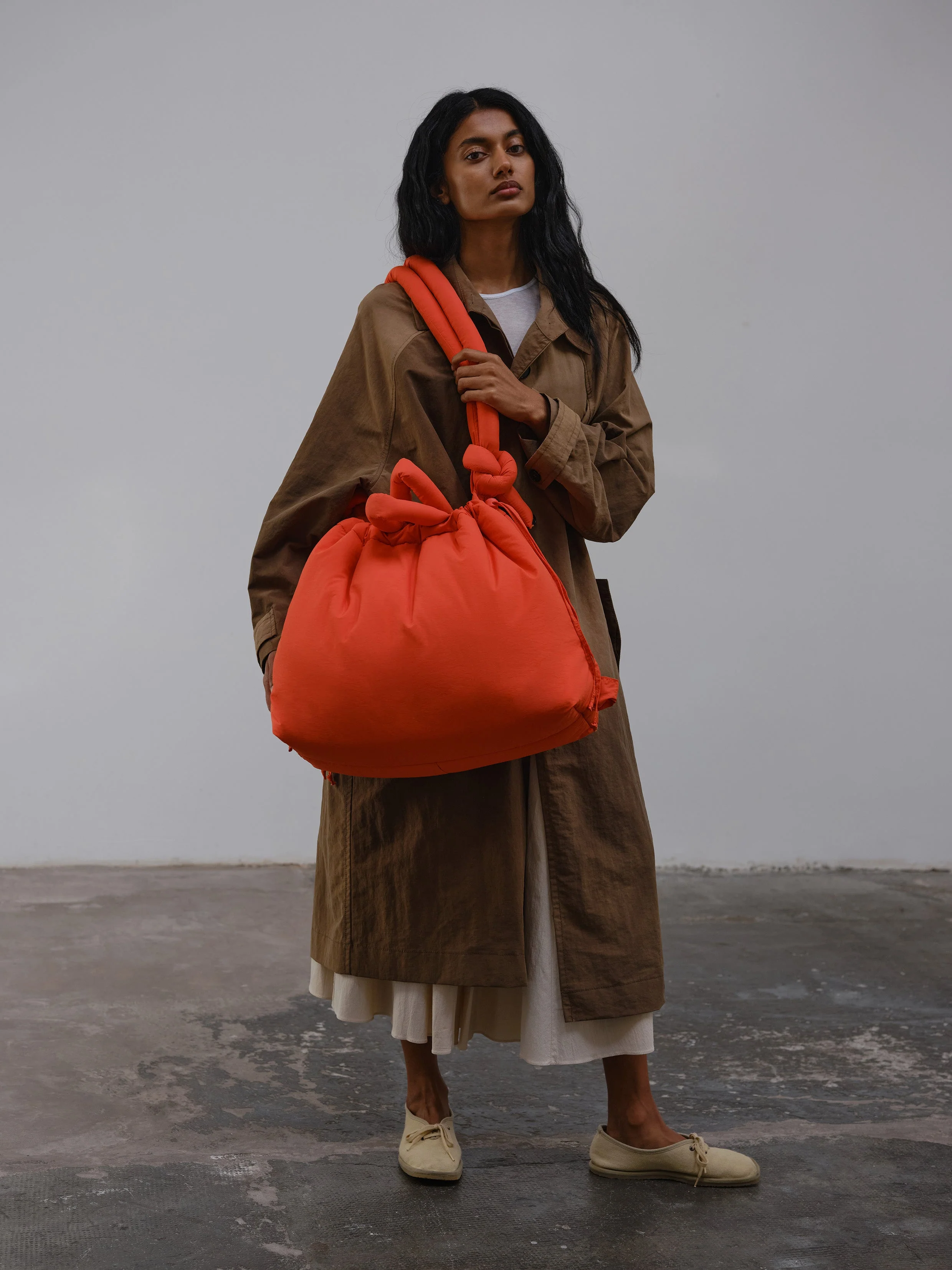 Large Ona Soft Bag - Image 12