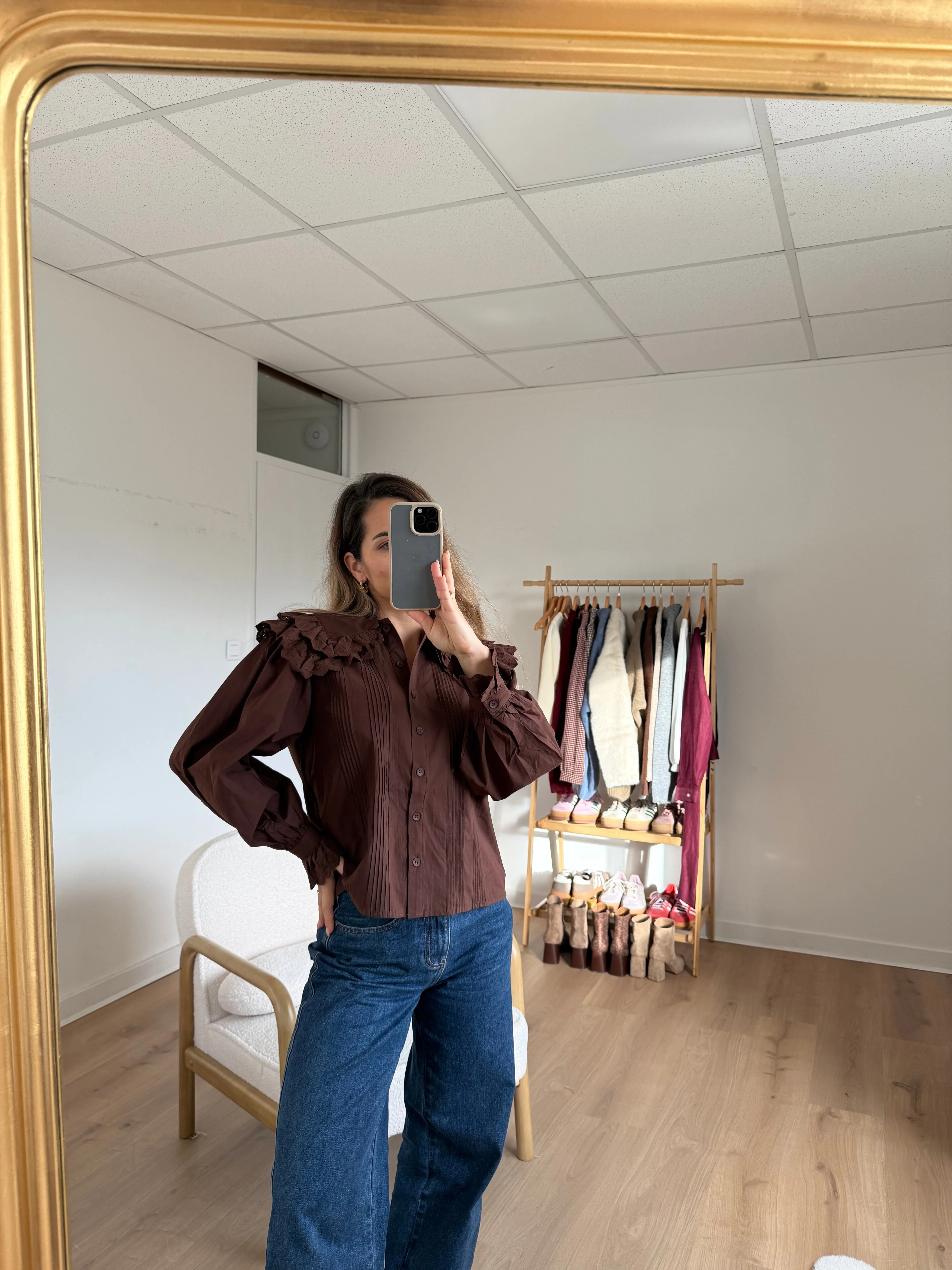 Blouse À Col Large Chocolat Agnès - Image 8