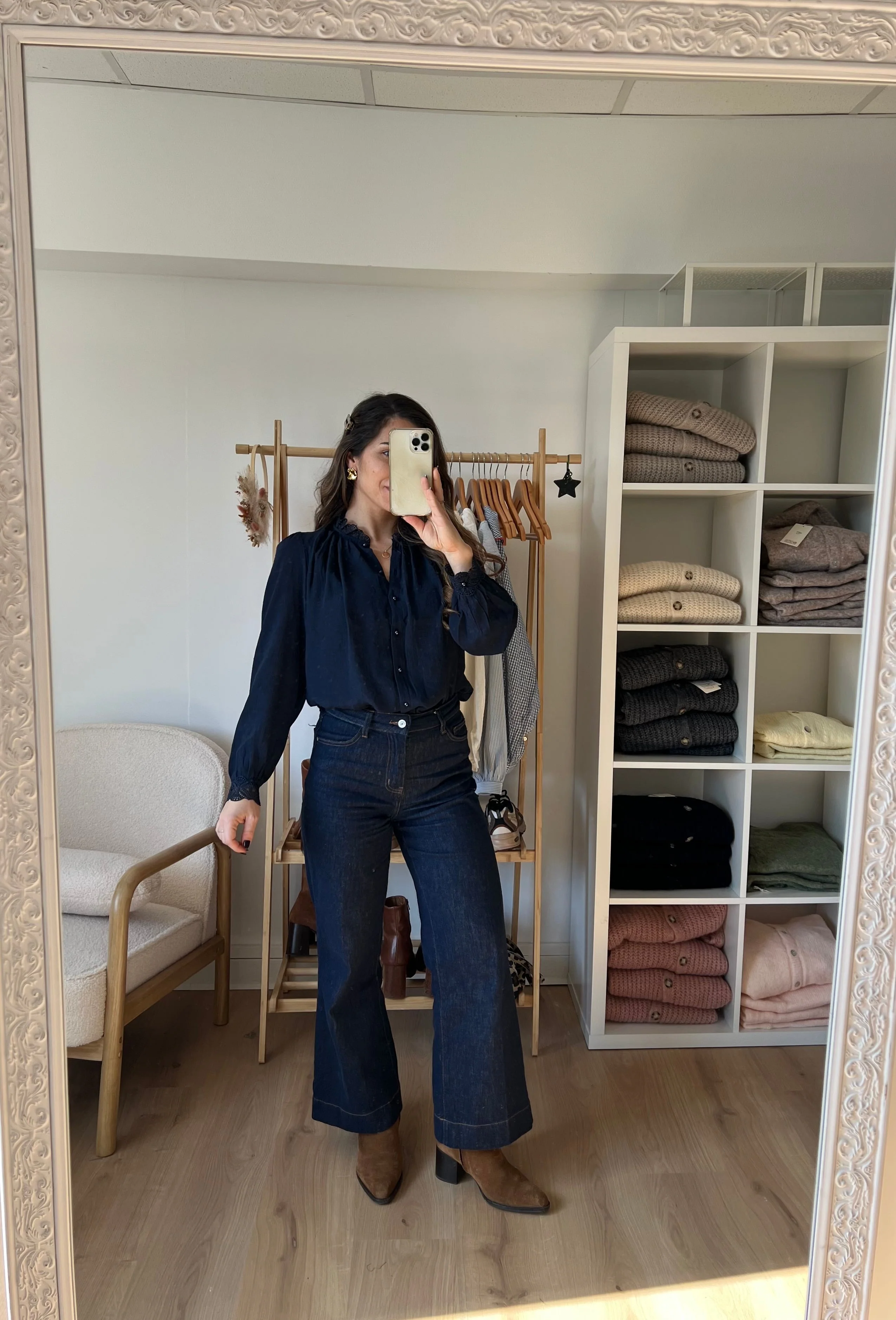 Blouse Brodée Bleue Marine Maïwenn - Image 4