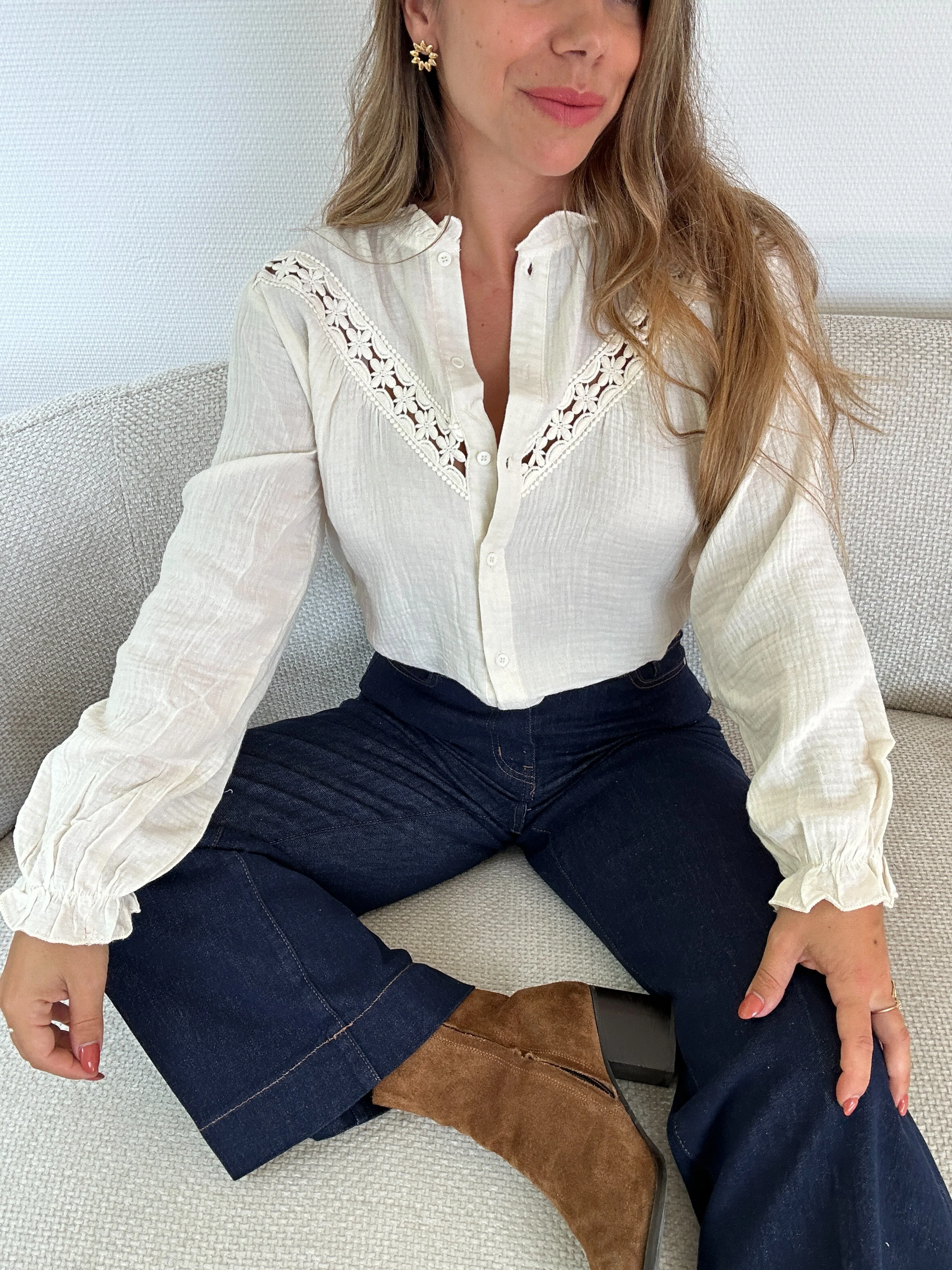 Blouse Brodée Écrue Angèle - Image 4