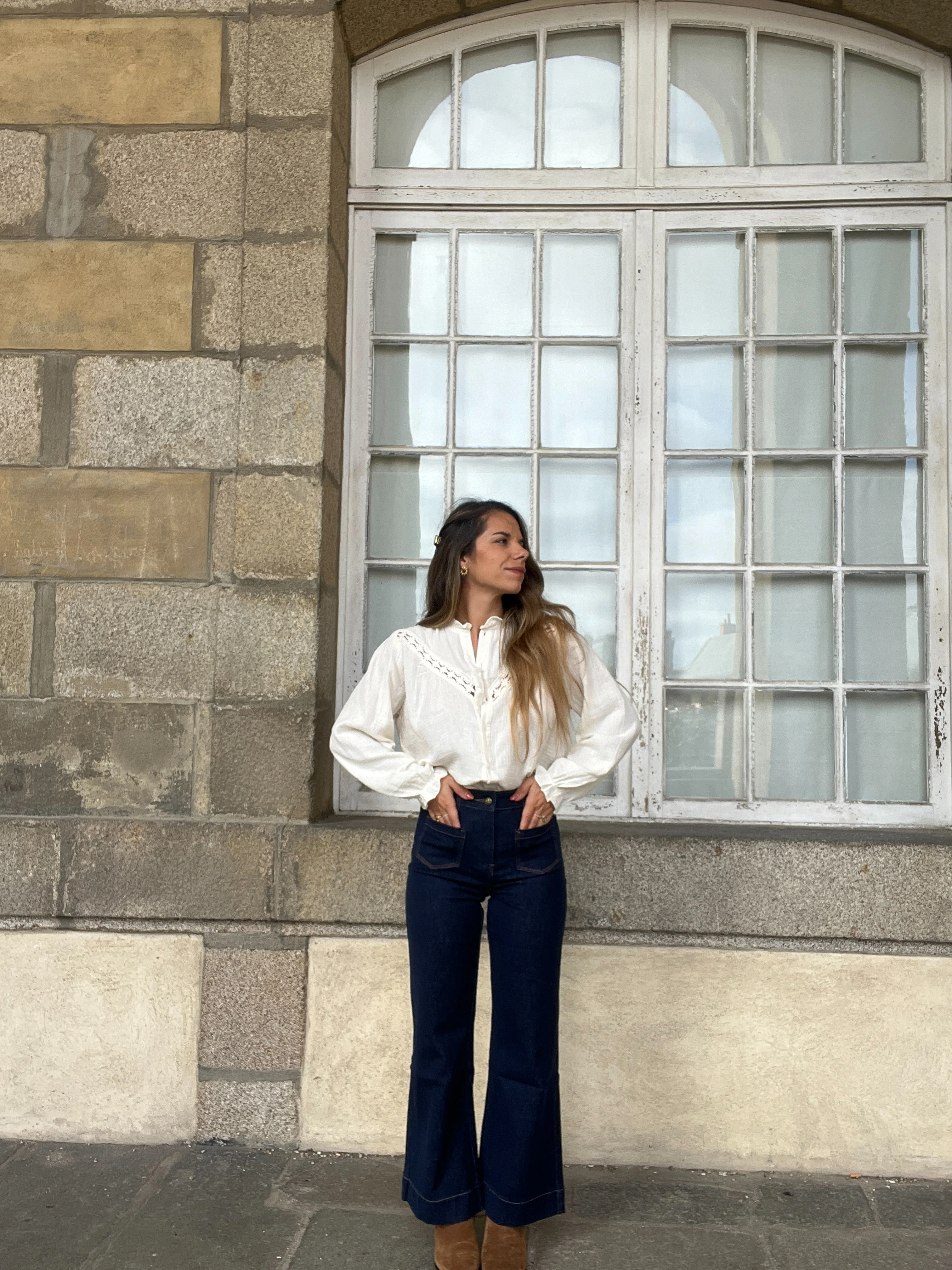 Blouse Brodée Écrue Angèle - Image 9