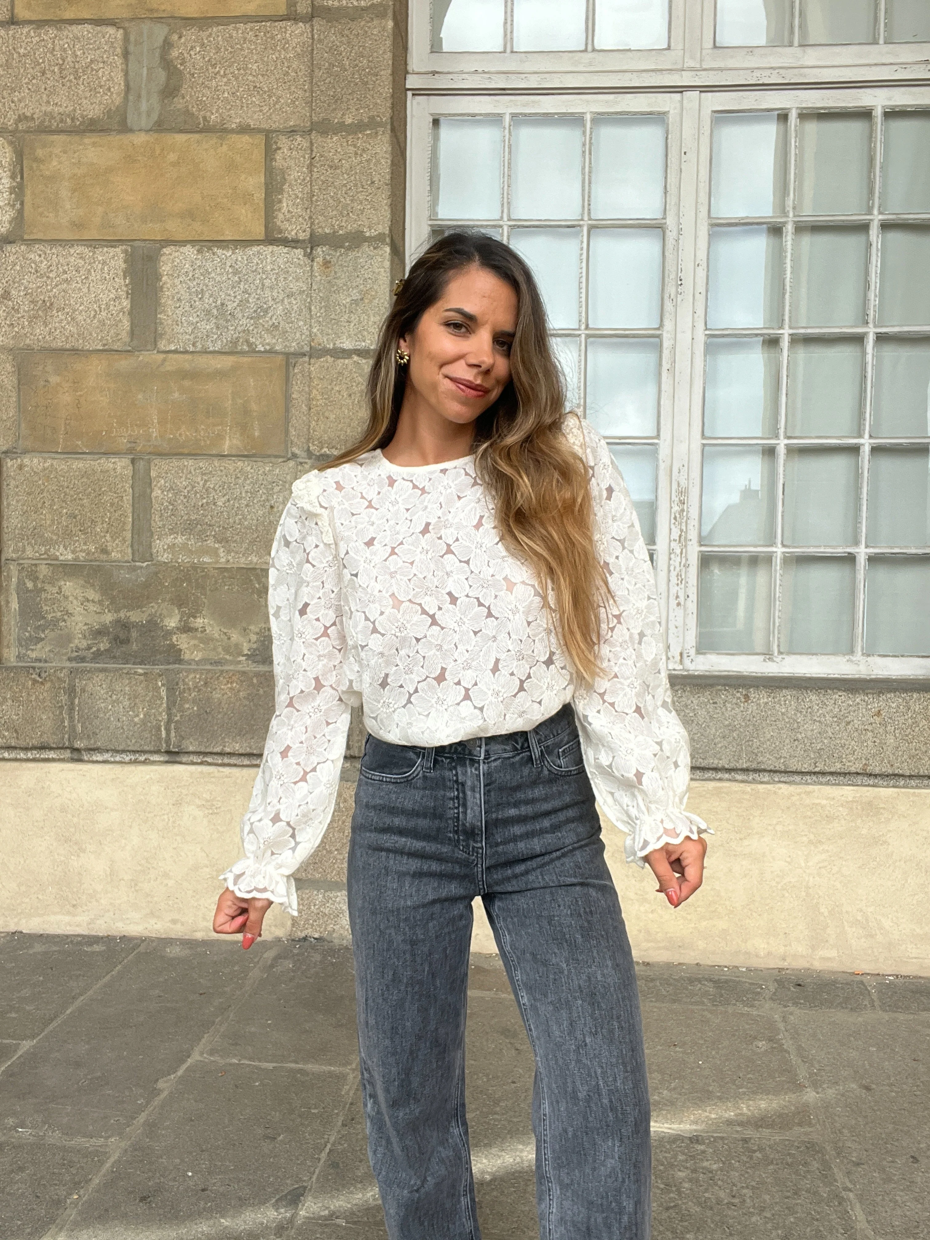 Blouse Brodée Laura - Image 5