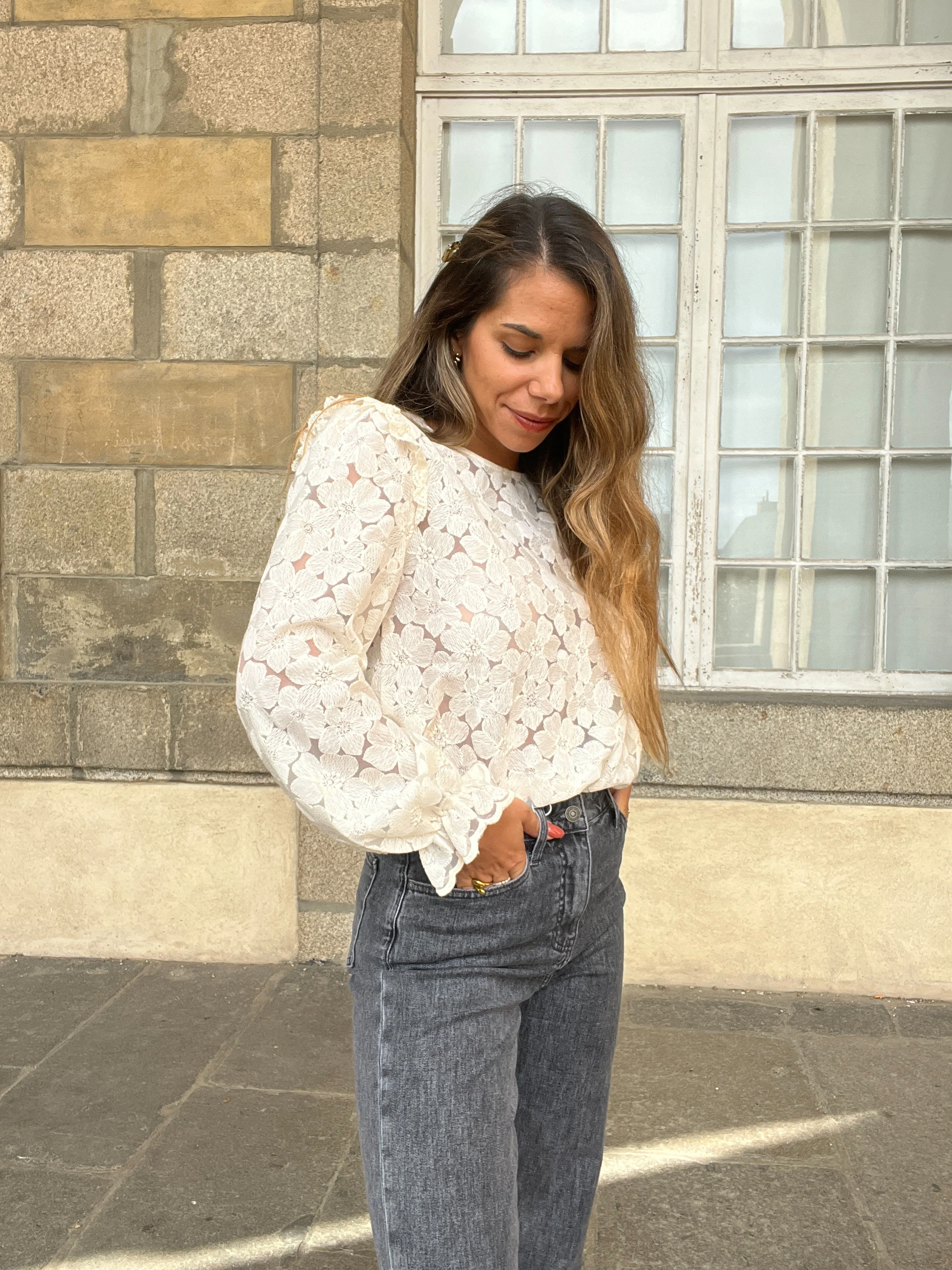 Blouse Brodée Laura - Image 6