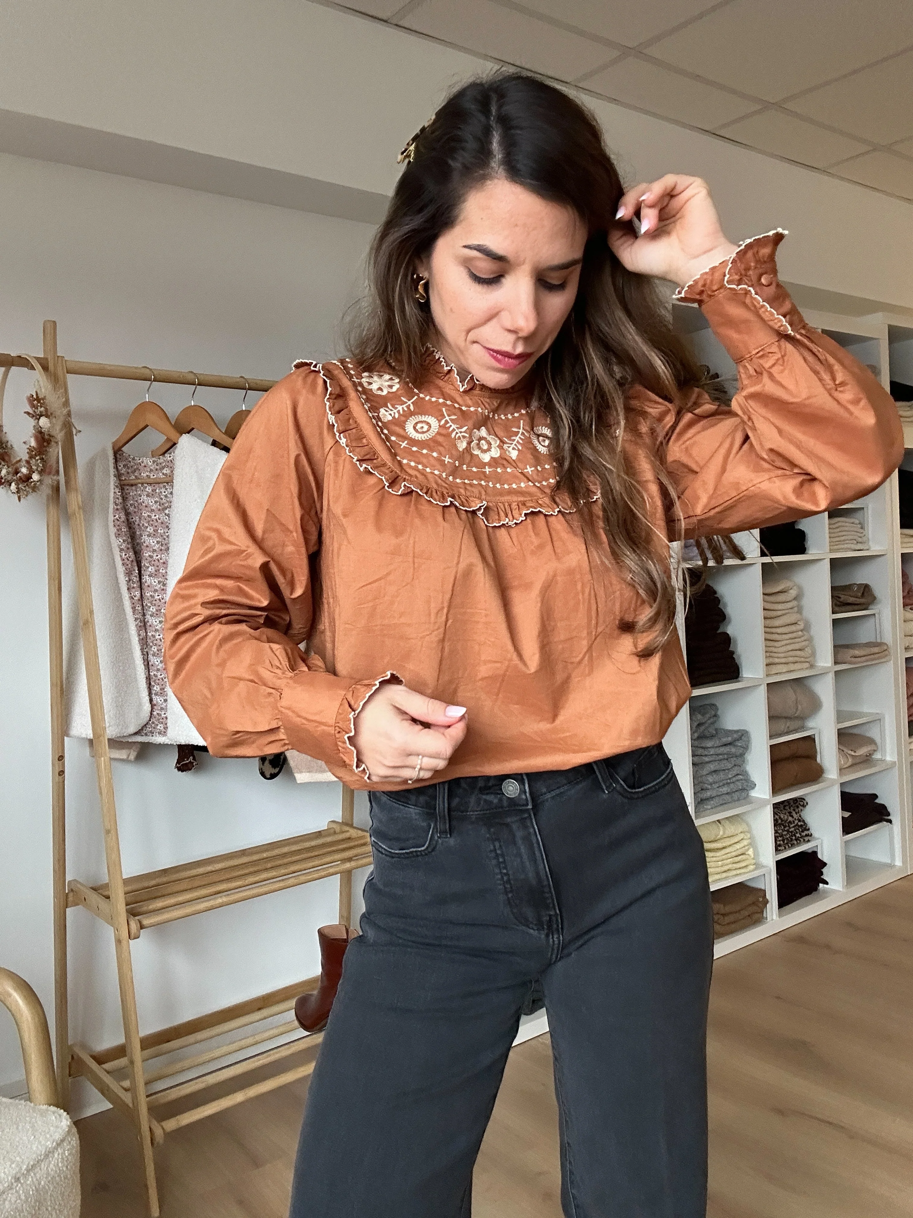 Blouse Chocolat Diane - Image 3