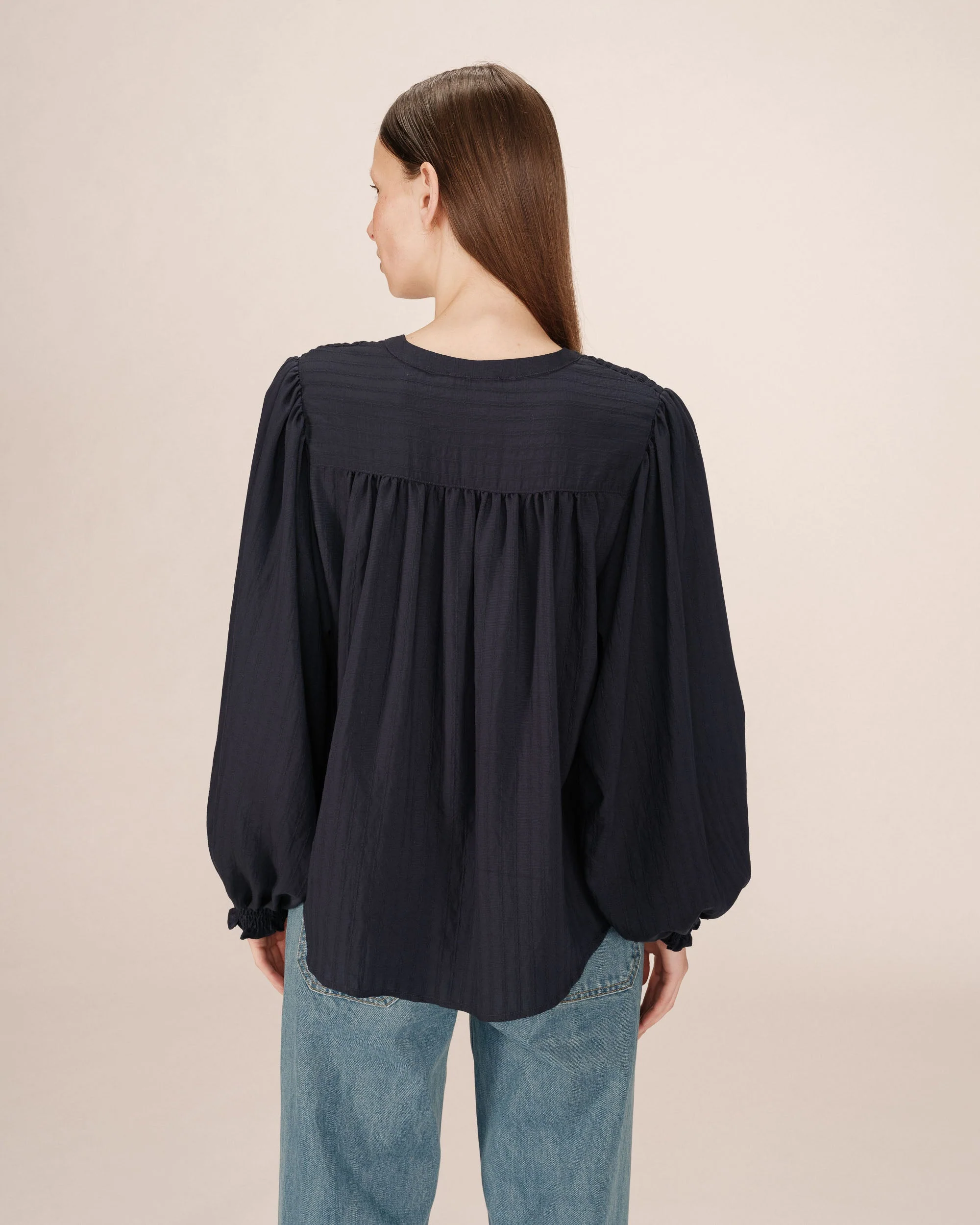 Blouse Col Noué Marine Serinda - Image 6