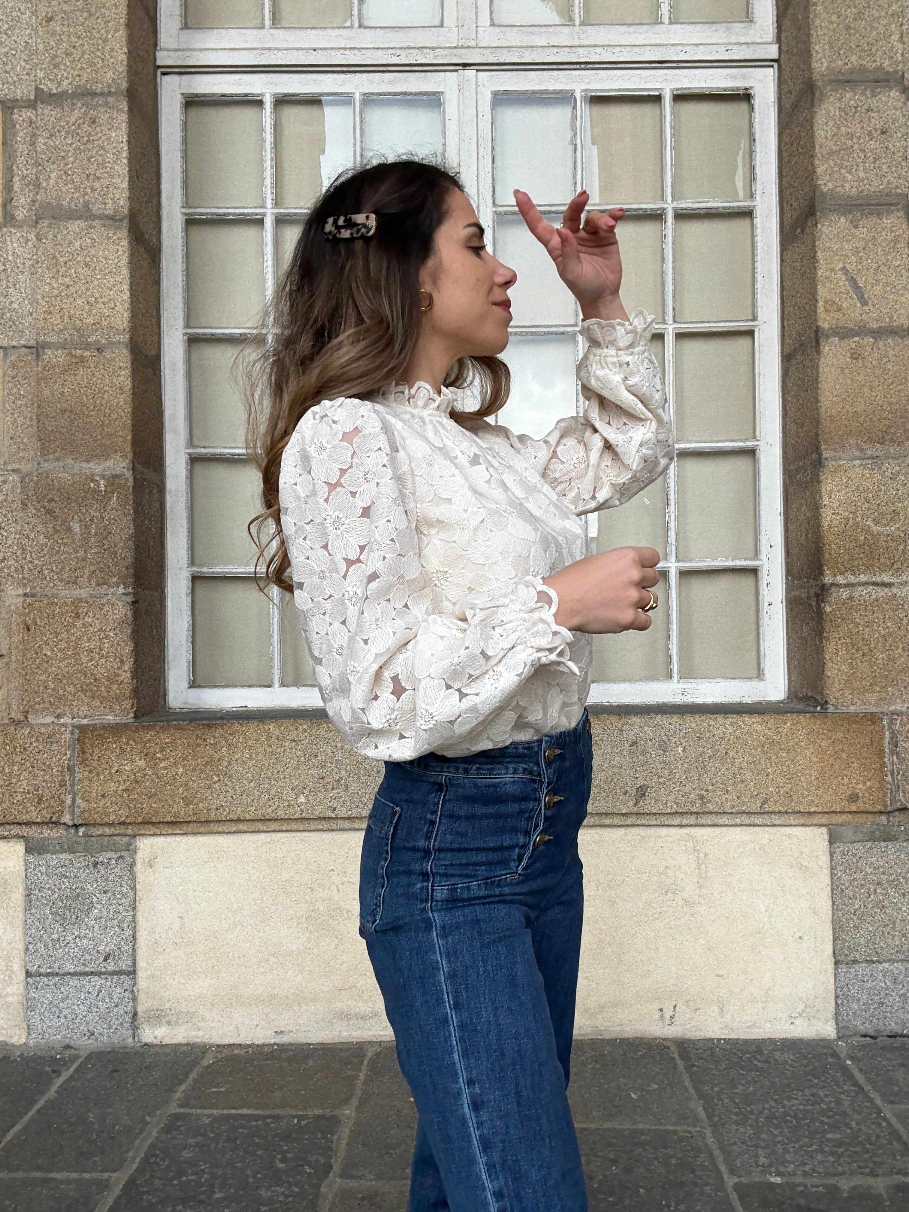 Blouse En Dentelle Écrue Alma - Image 5