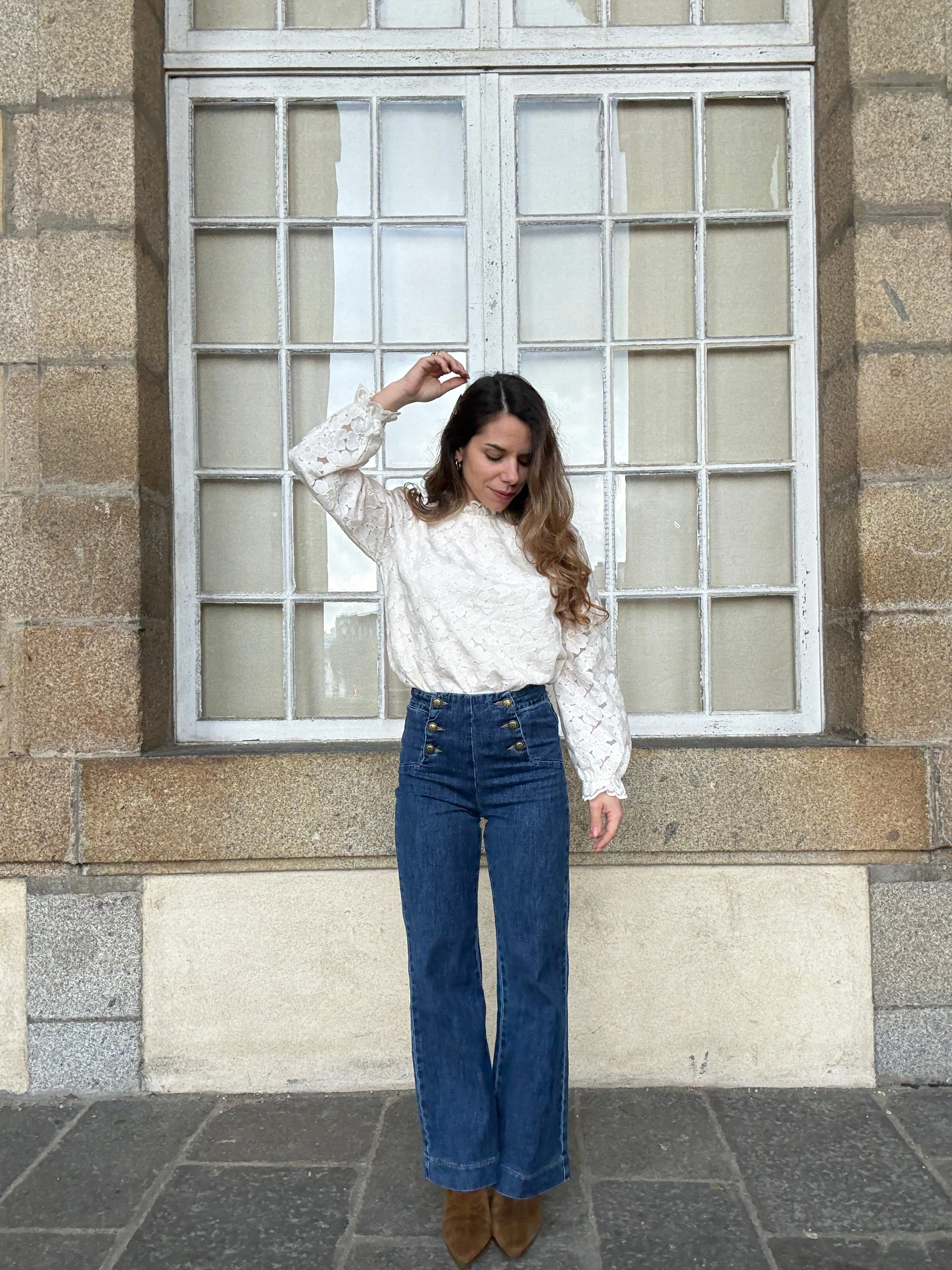 Blouse En Dentelle Écrue Alma - Image 8