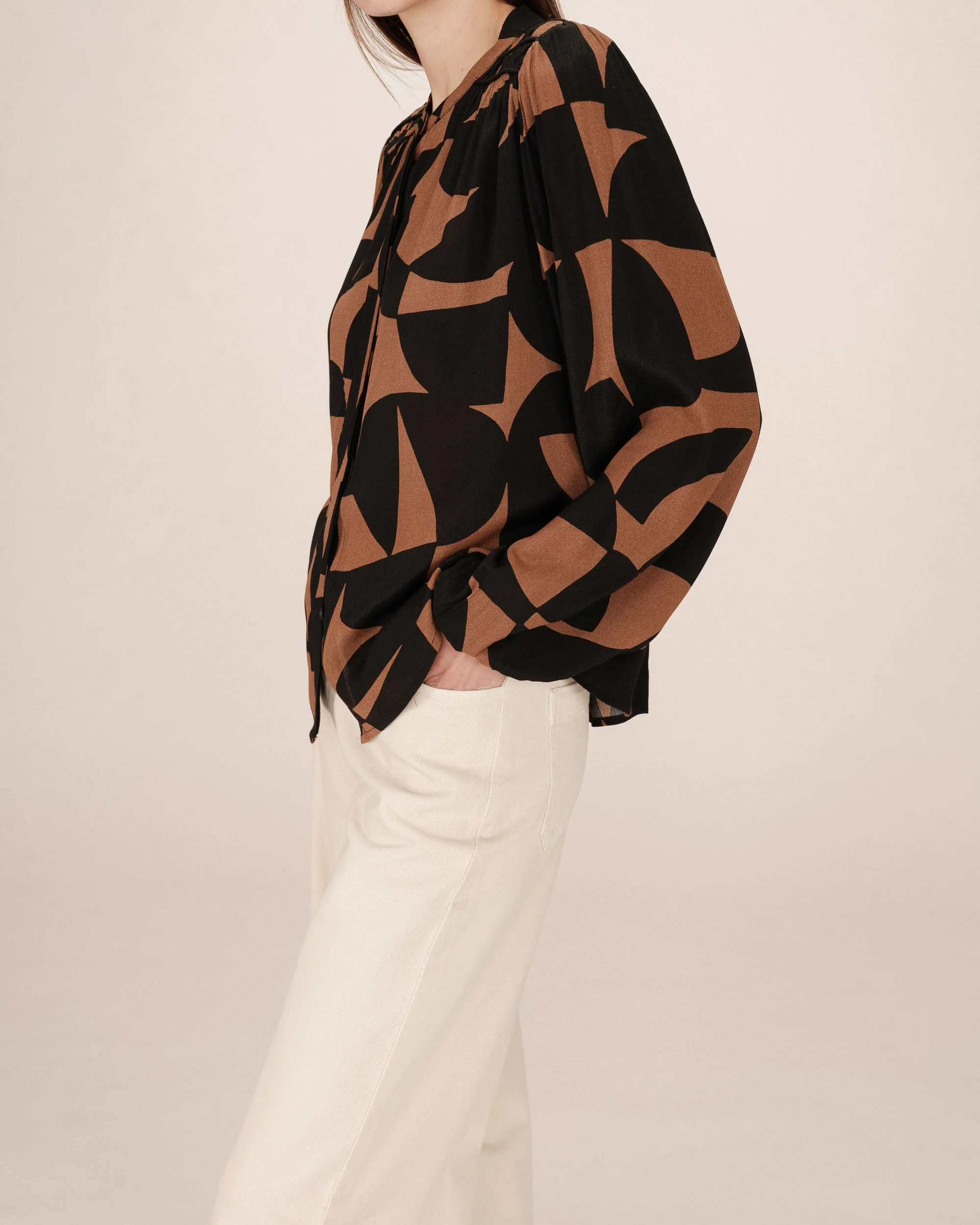 Blouse Motif Bicolore Chocolat Sorpresa - Image 4