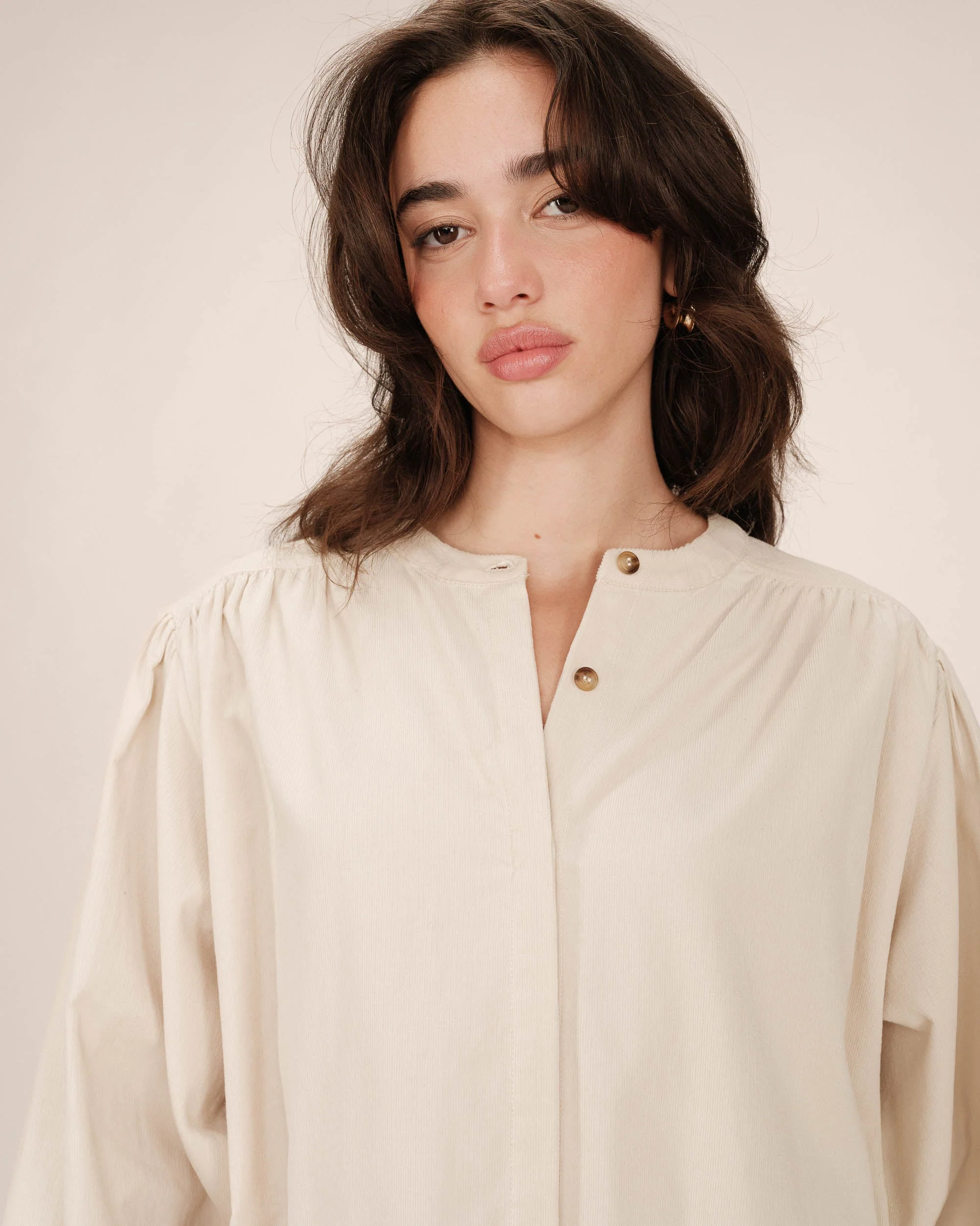 Blouse Oversize Ecru Suri - Image 2