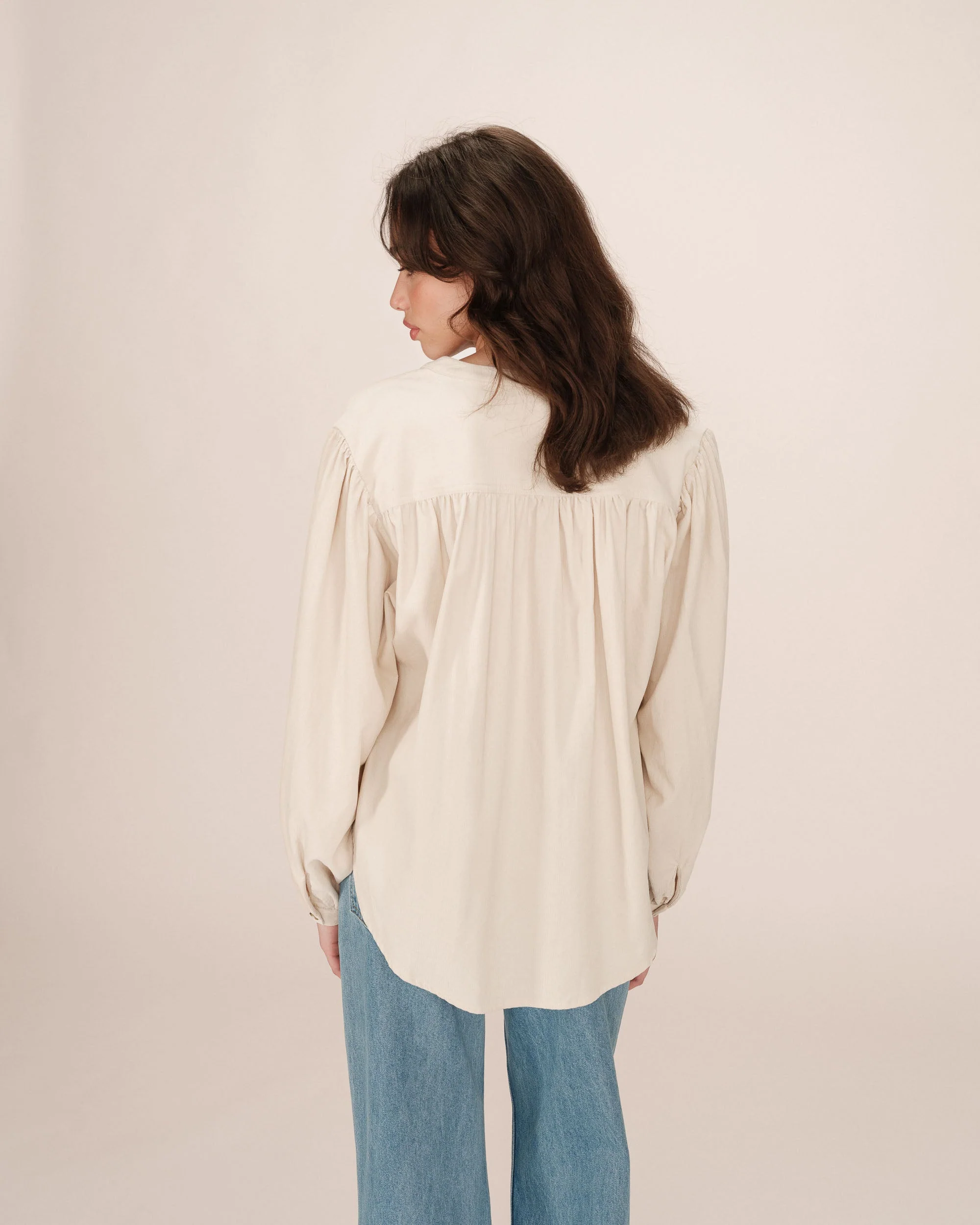Blouse Oversize Ecru Suri - Image 5