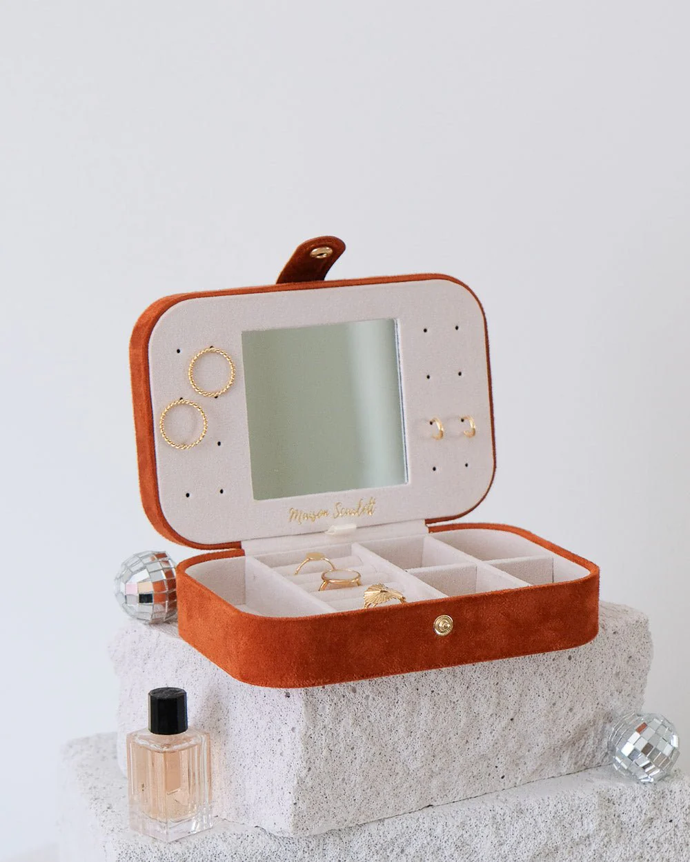 Miniature 1