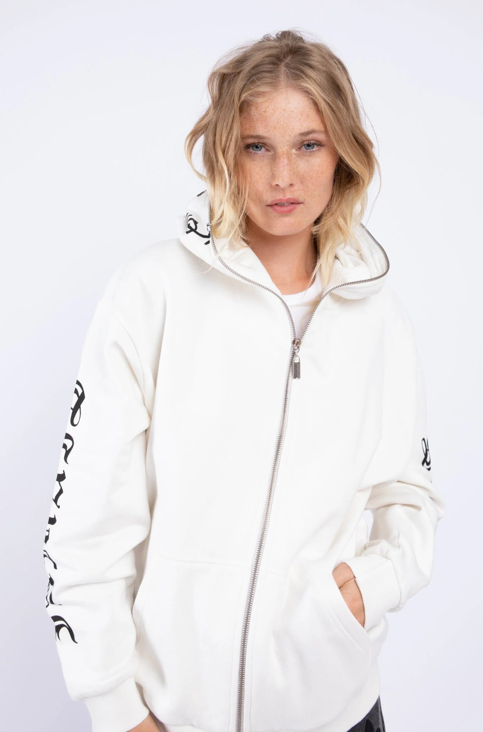 Sweat Bonifacio - Icicle - Image 3