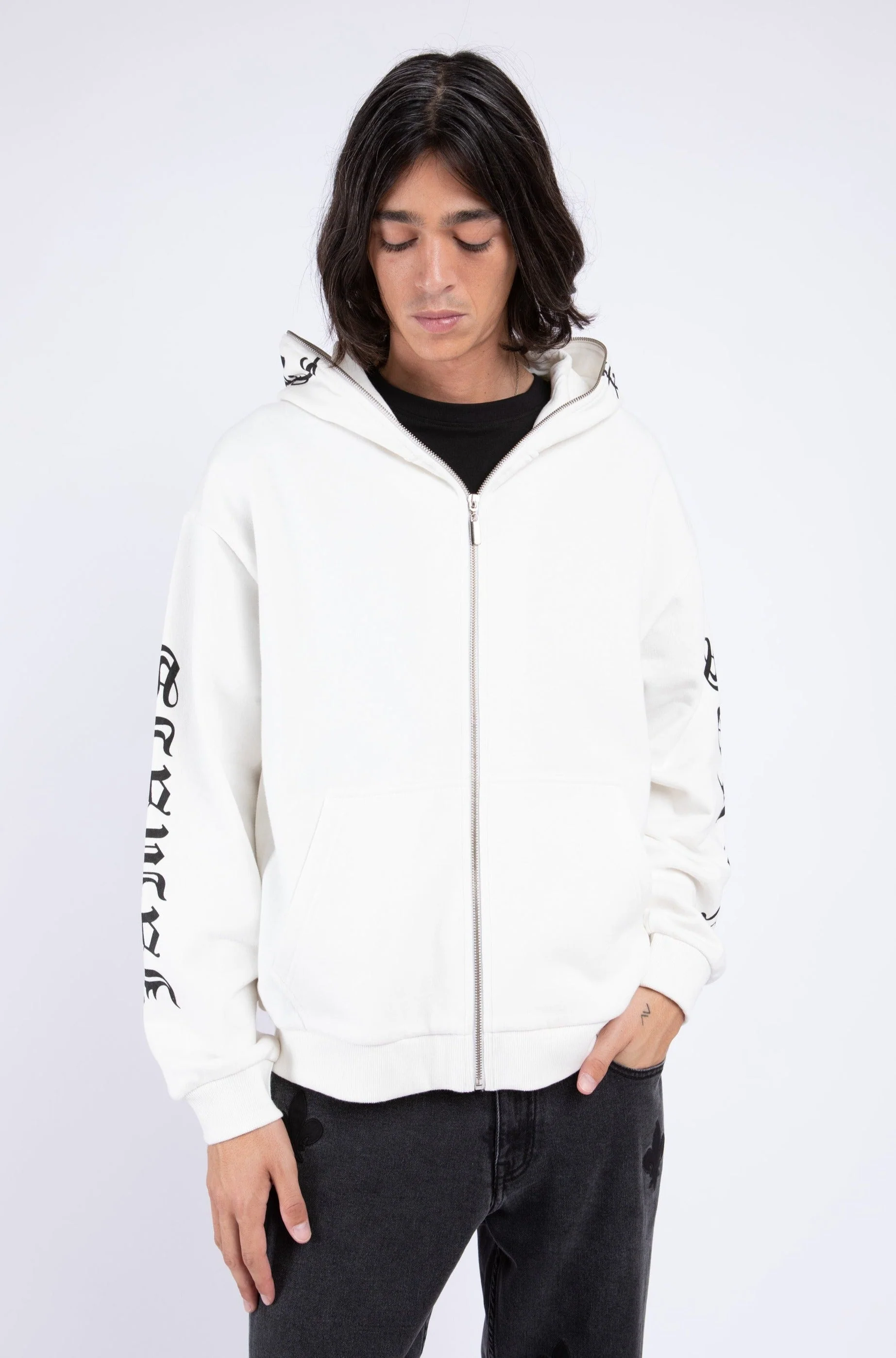 Sweat Bonifacio - Icicle - Image 6