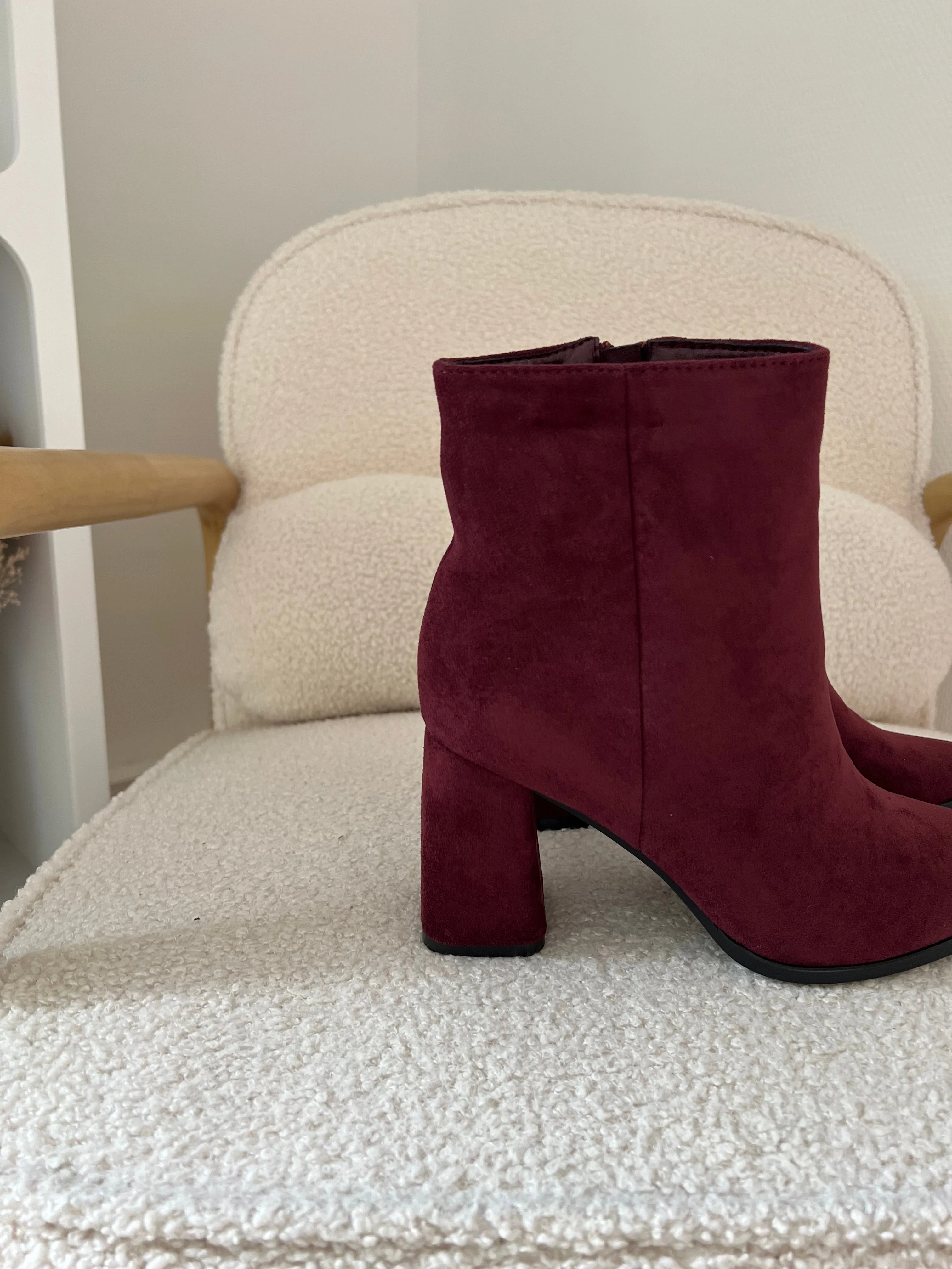 Bottines En Suédine Mia Bordeaux - Image 4