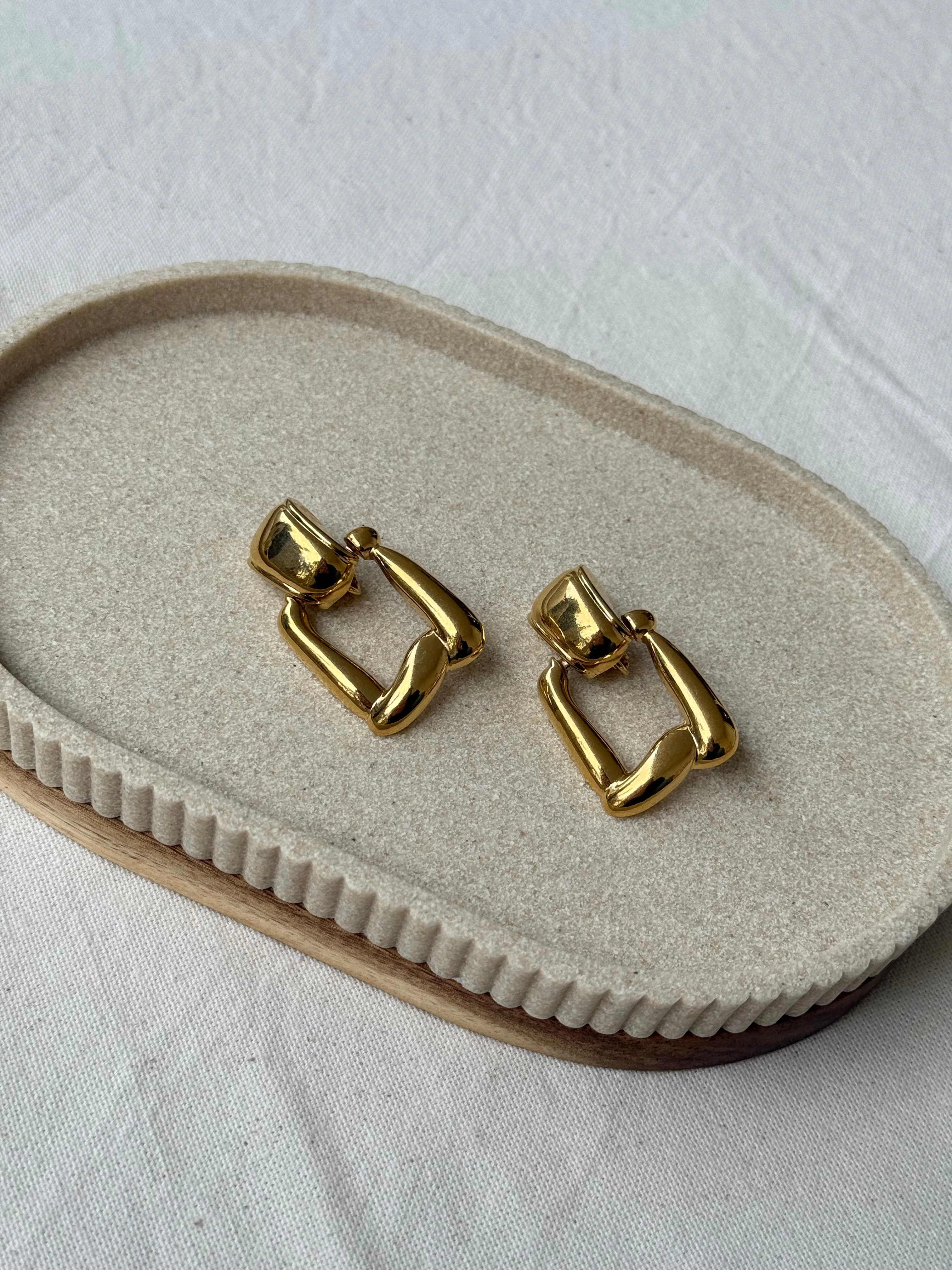 Boucles D’Oreilles Vintage - Pendantes Maillons Dorés - Image 2