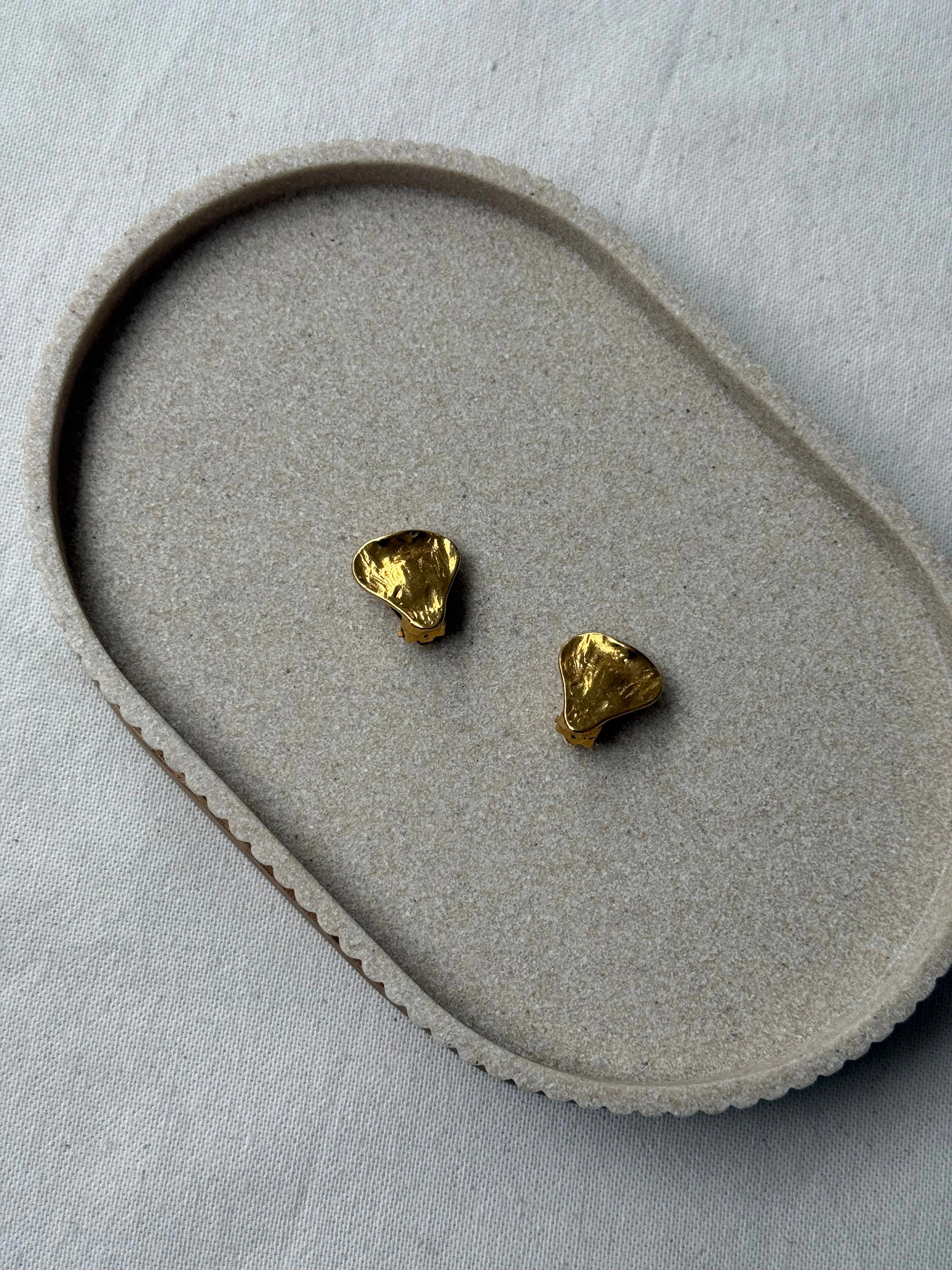 Boucles D’Oreilles Ysl Vintage - Petits Cœurs Dorés - Image 2