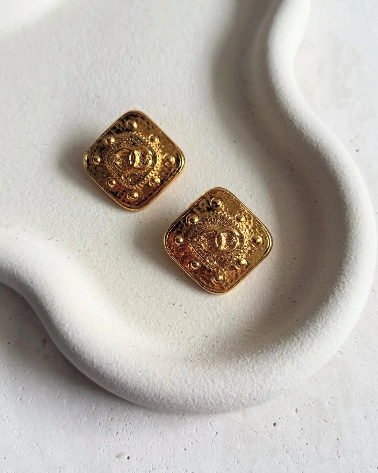 Boucles D’Oreilles Vintage Chanel - Losanges Cc - Image 2