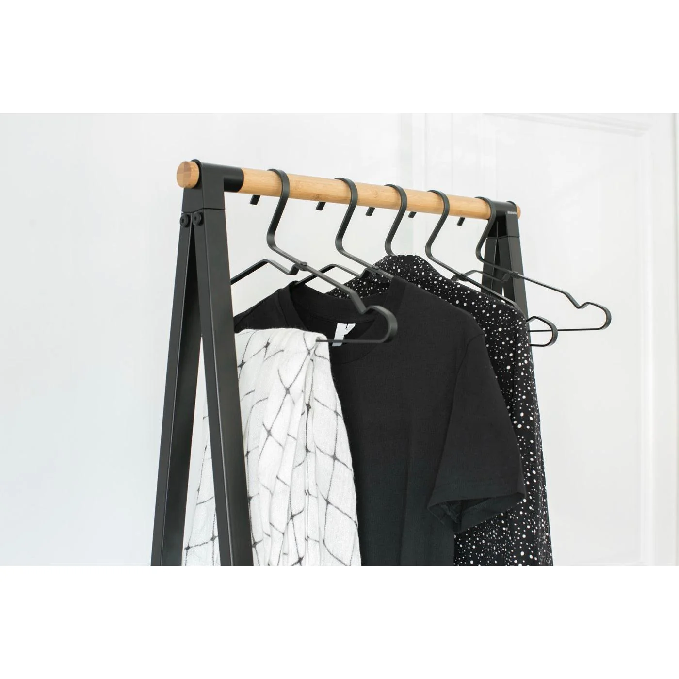 Linn - Portant Pour Vêtements - Small - Black - Image 9