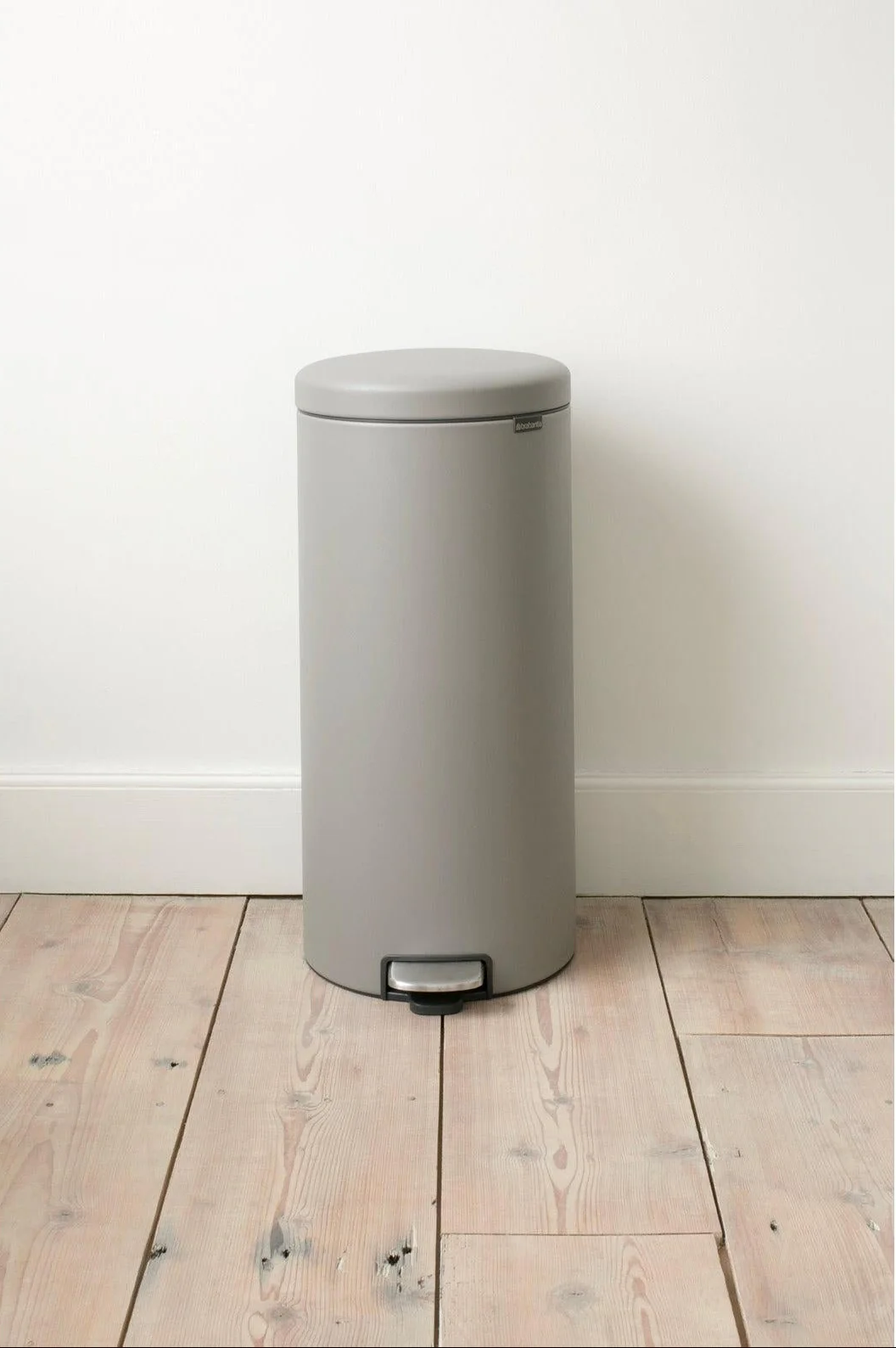 Newicon - Poubelle À Pédale - 30 L - Mineral Concrete Grey - Image 2