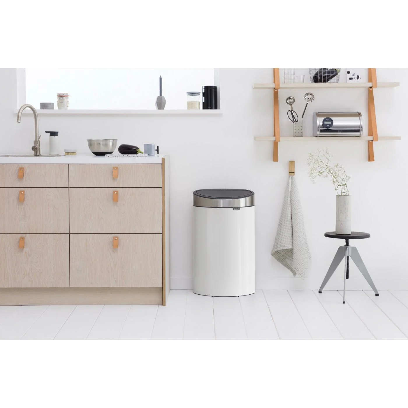 Touch Bin New - 40L - White - Image 2