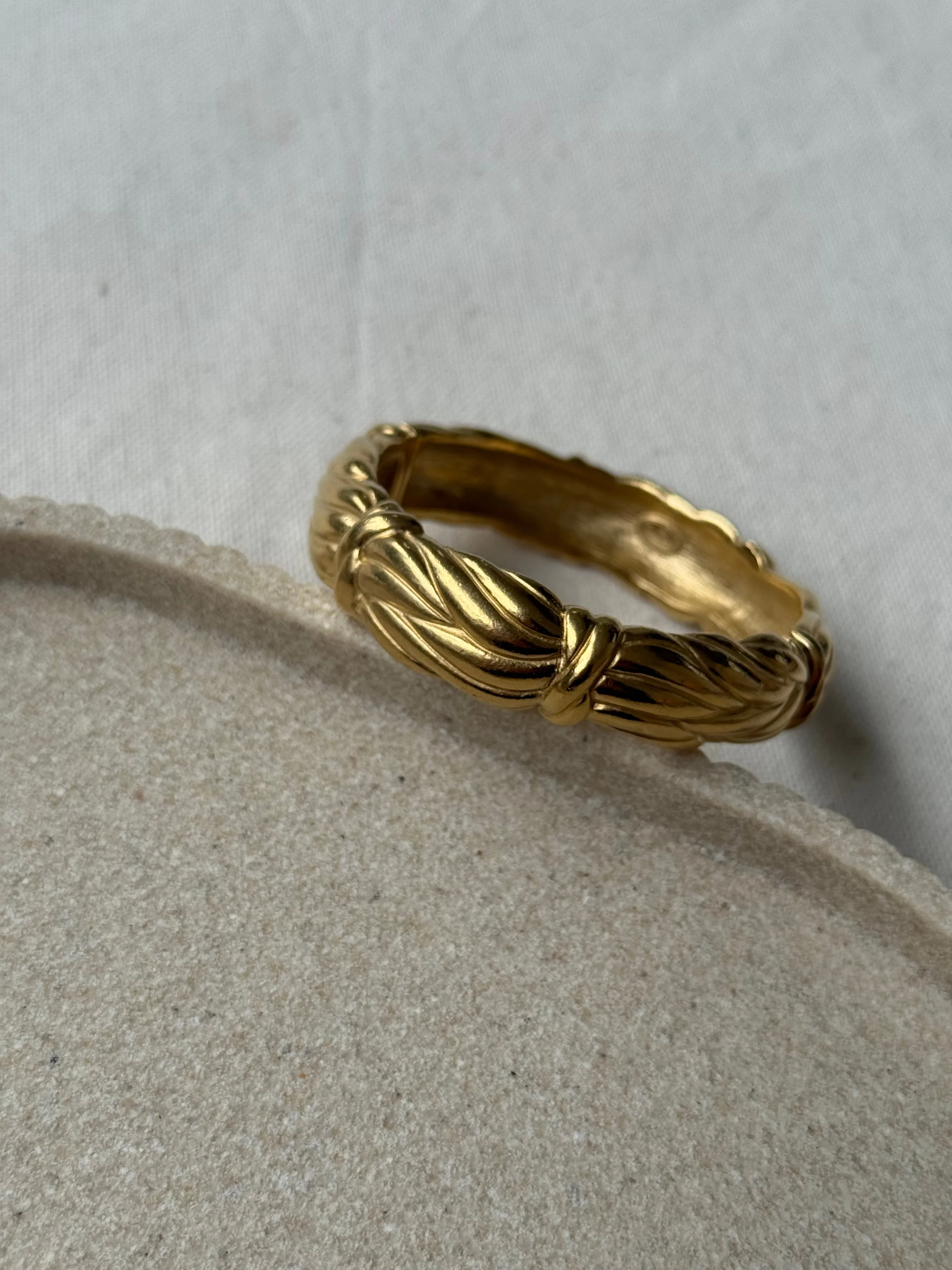 Bracelet Trifari Vintage - Jonc Torsadé Doré - Image 3