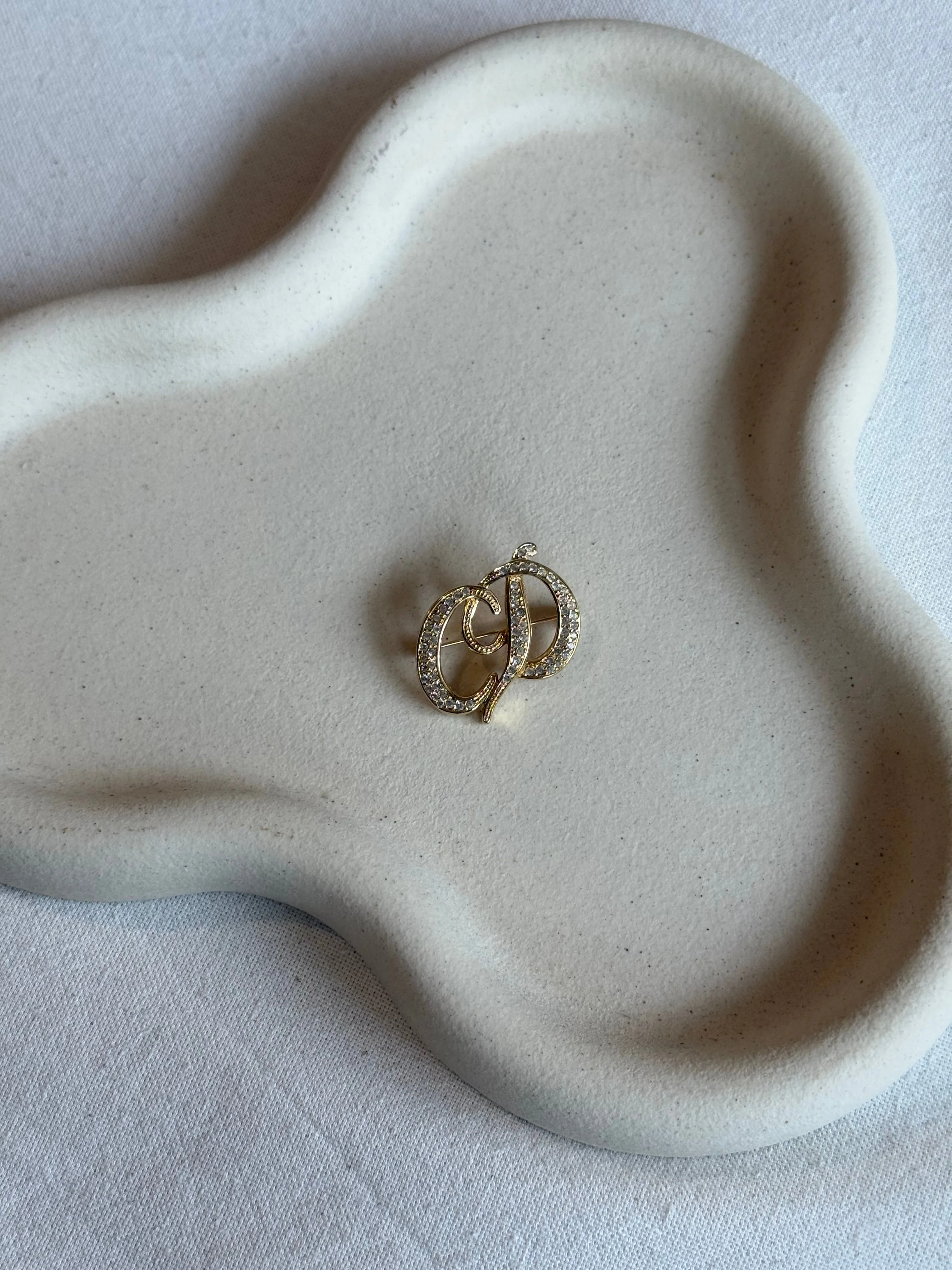 Broche Christian Dior Vintage - Cd Orné De Strass - Image 2