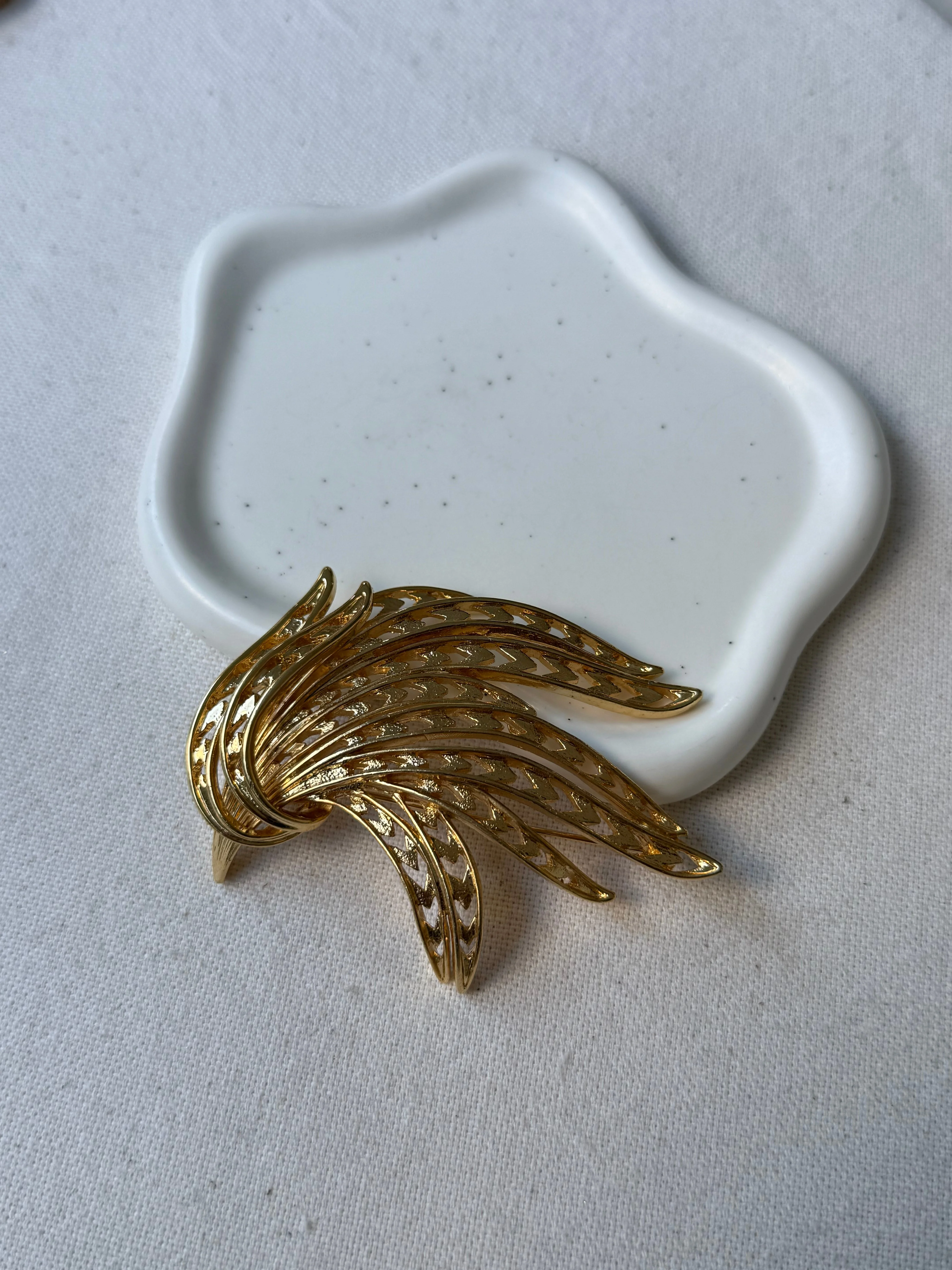 Broche Monet Vintage - Feuille Dorée - Image 2