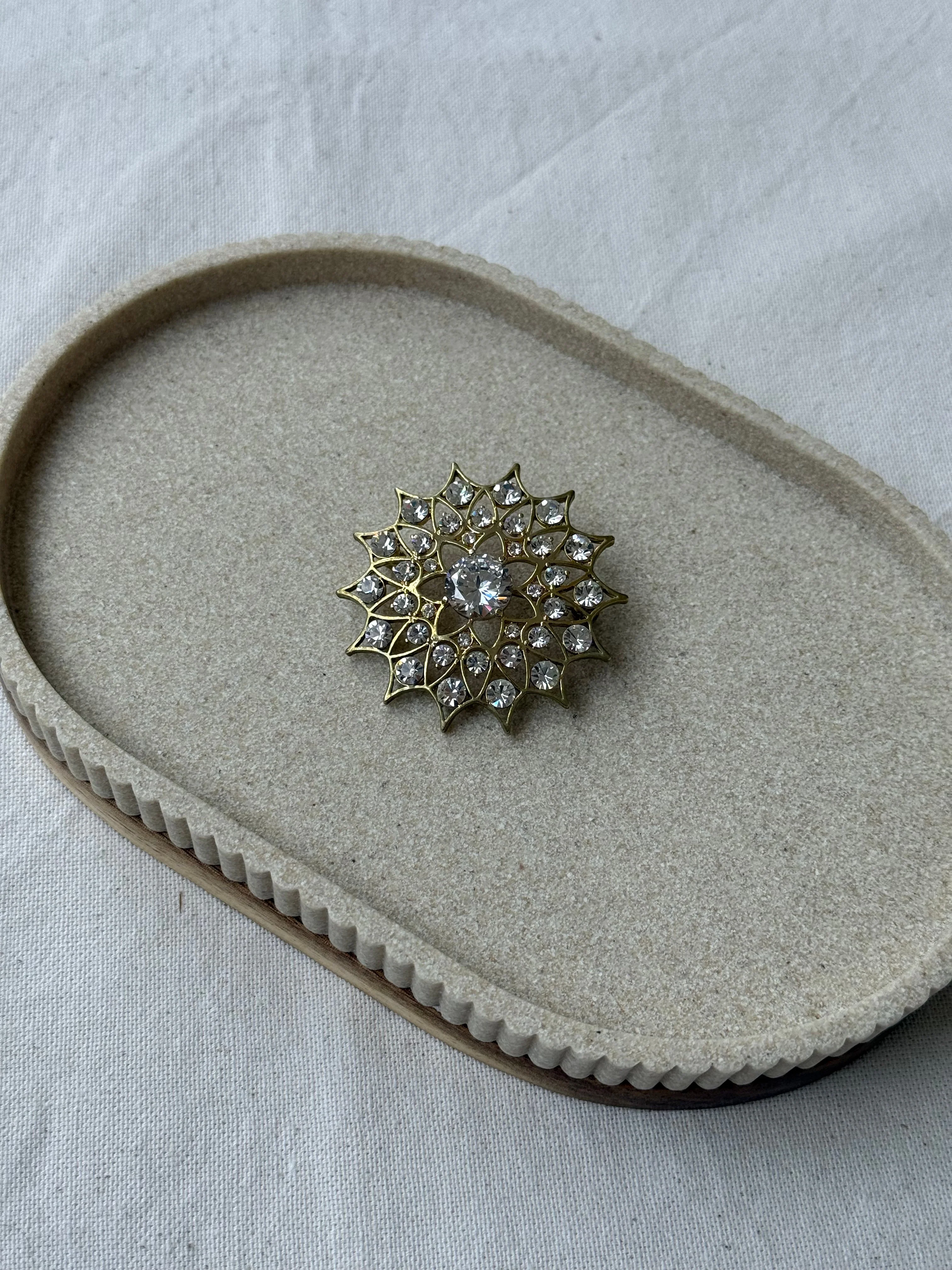 Broche Vintage - Rosace De Strass - Image 2