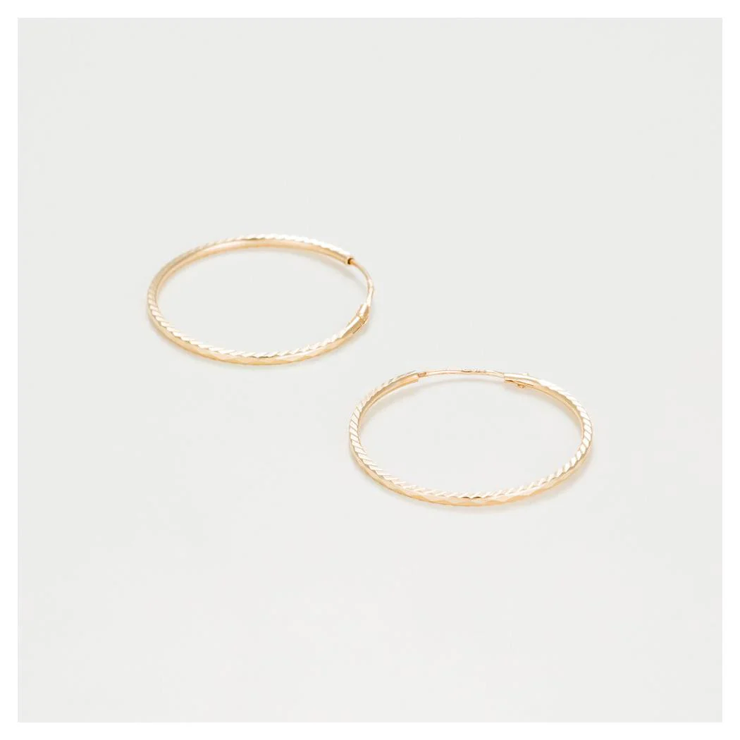 Boucles D'Oreilles "Créoles Twistées 20 Mm" Or Jaune 375/1000 - Image 2