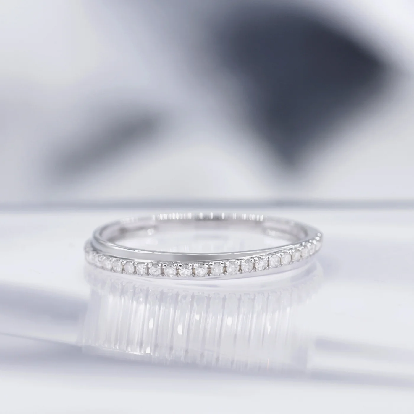 Bague "Alliance Divine" Diamants 0,12/24 - Or Blanc 375/1000 - Image 2