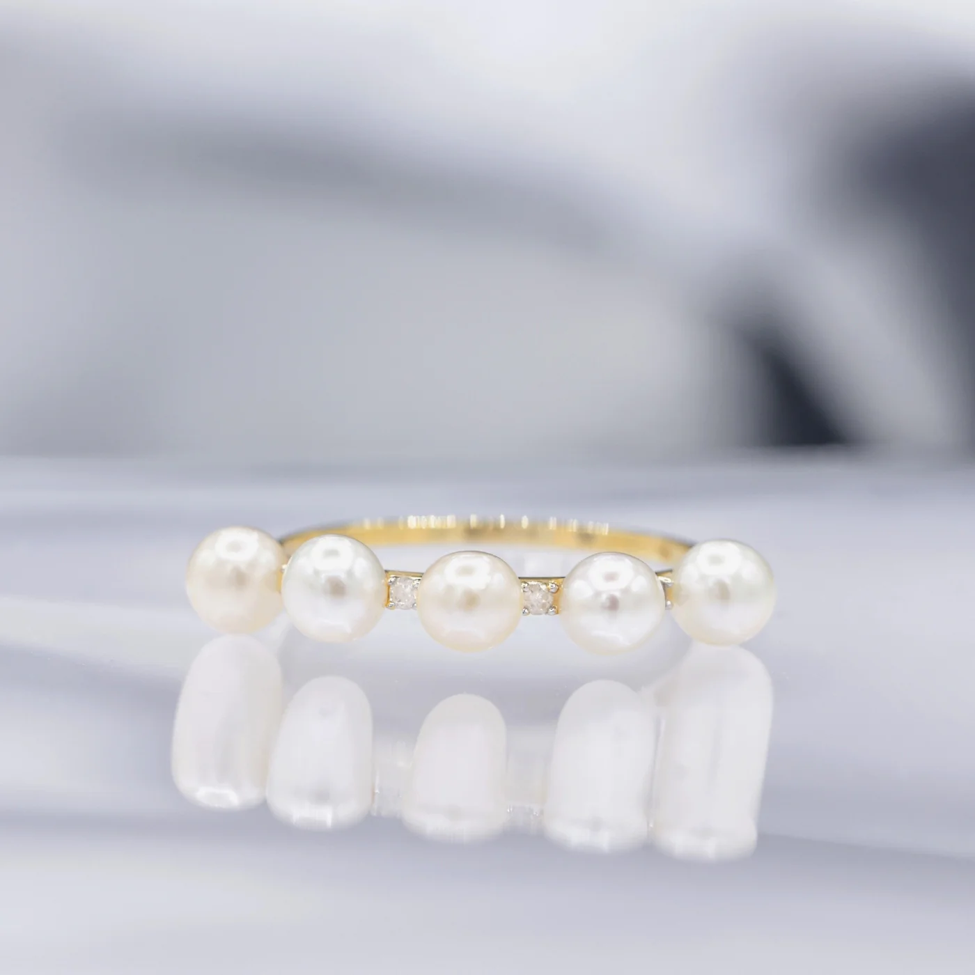 Bague Perle "Crown" 4Mm*5 Et Diamants 0,040 - Or Jaune 375/1000 - Image 2