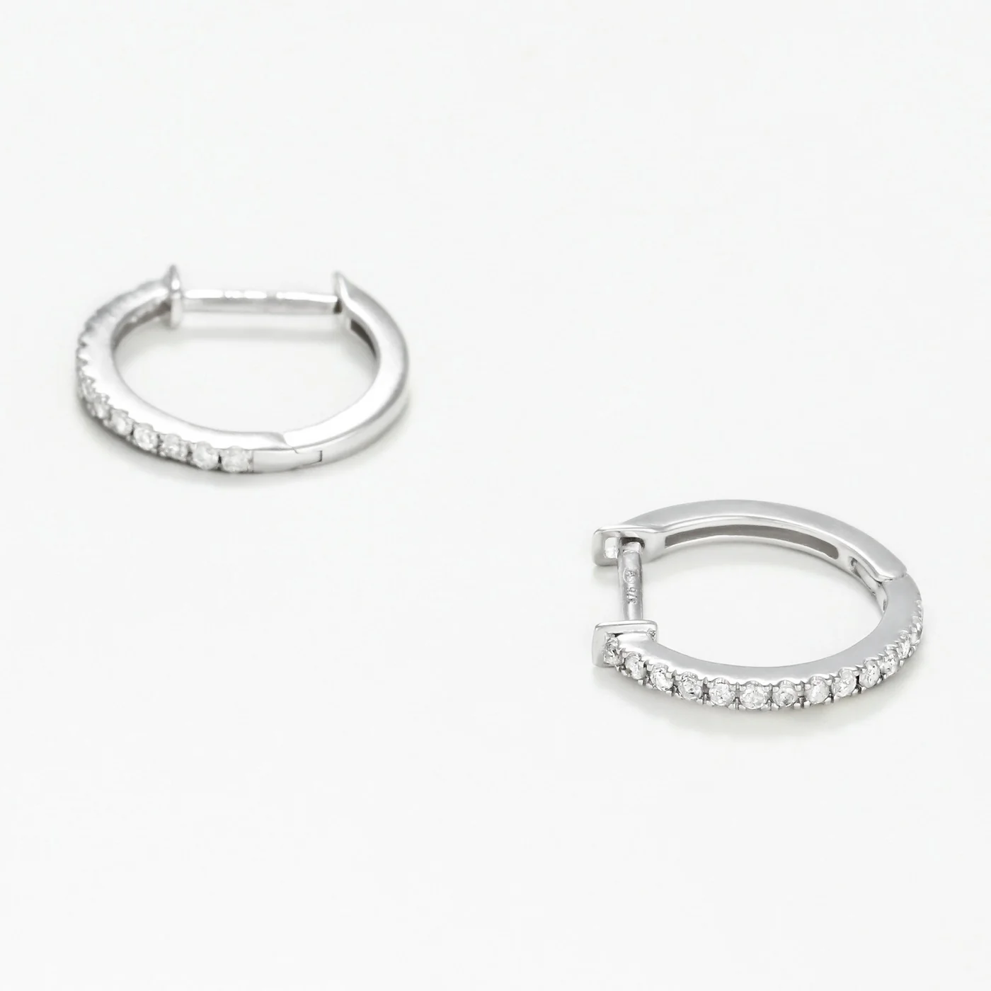 Boucles D'Oreilles "Sofia" Diamants 0,13/28 - Or Blanc 375/1000 - Image 2