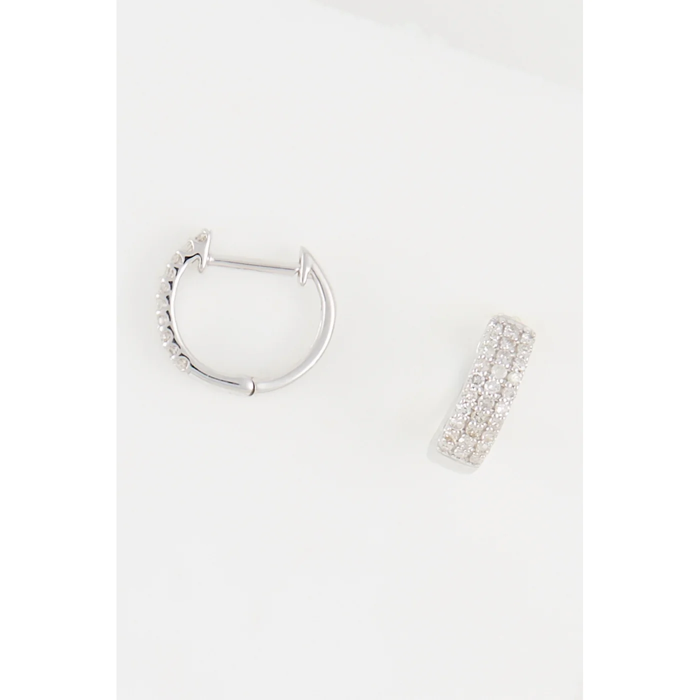 Boucles D'Oreilles "Clélia" Diamants 0,27/60 - Or Blanc 375/1000 - Image 2