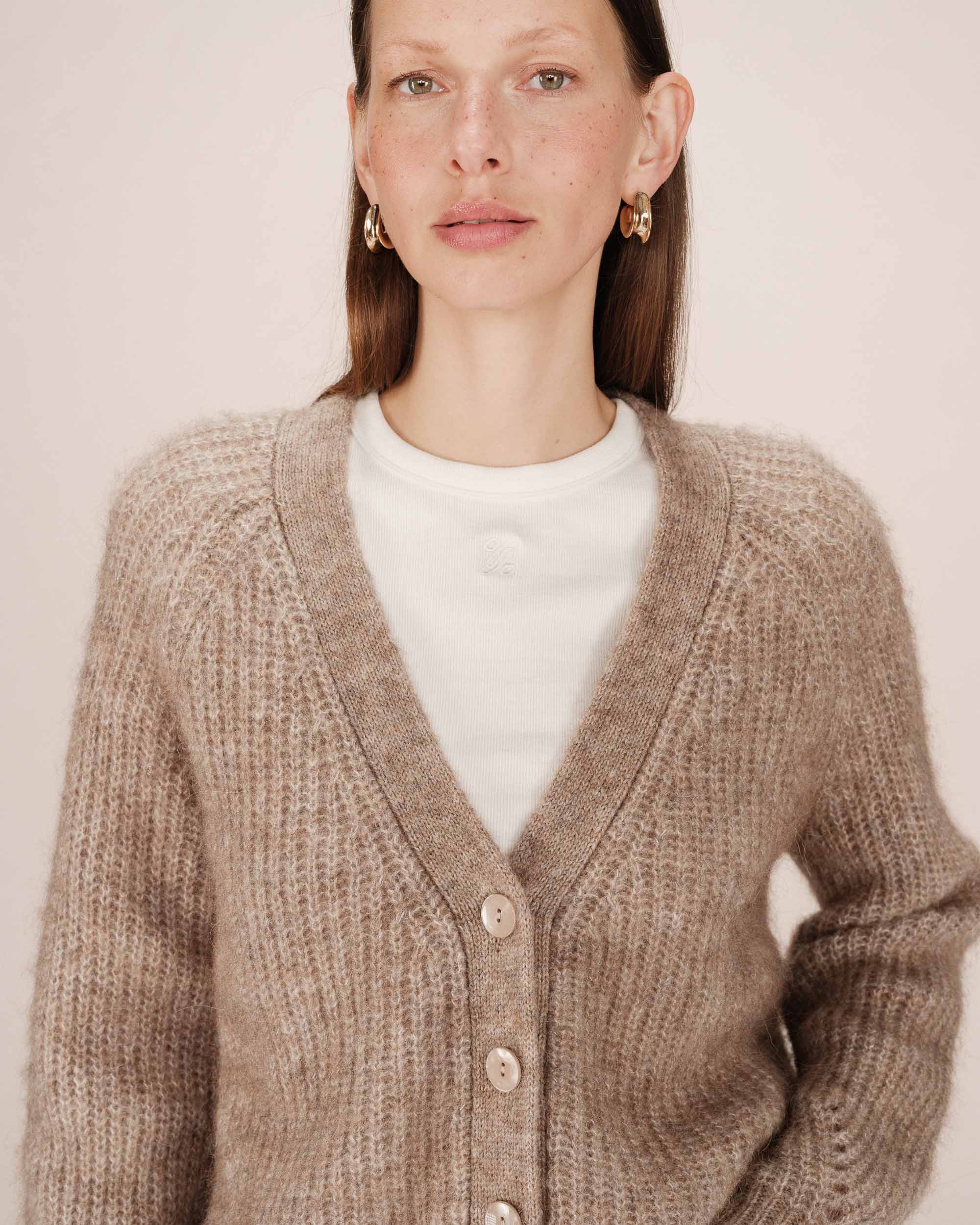 Cardigan Greige Saluda - Image 2