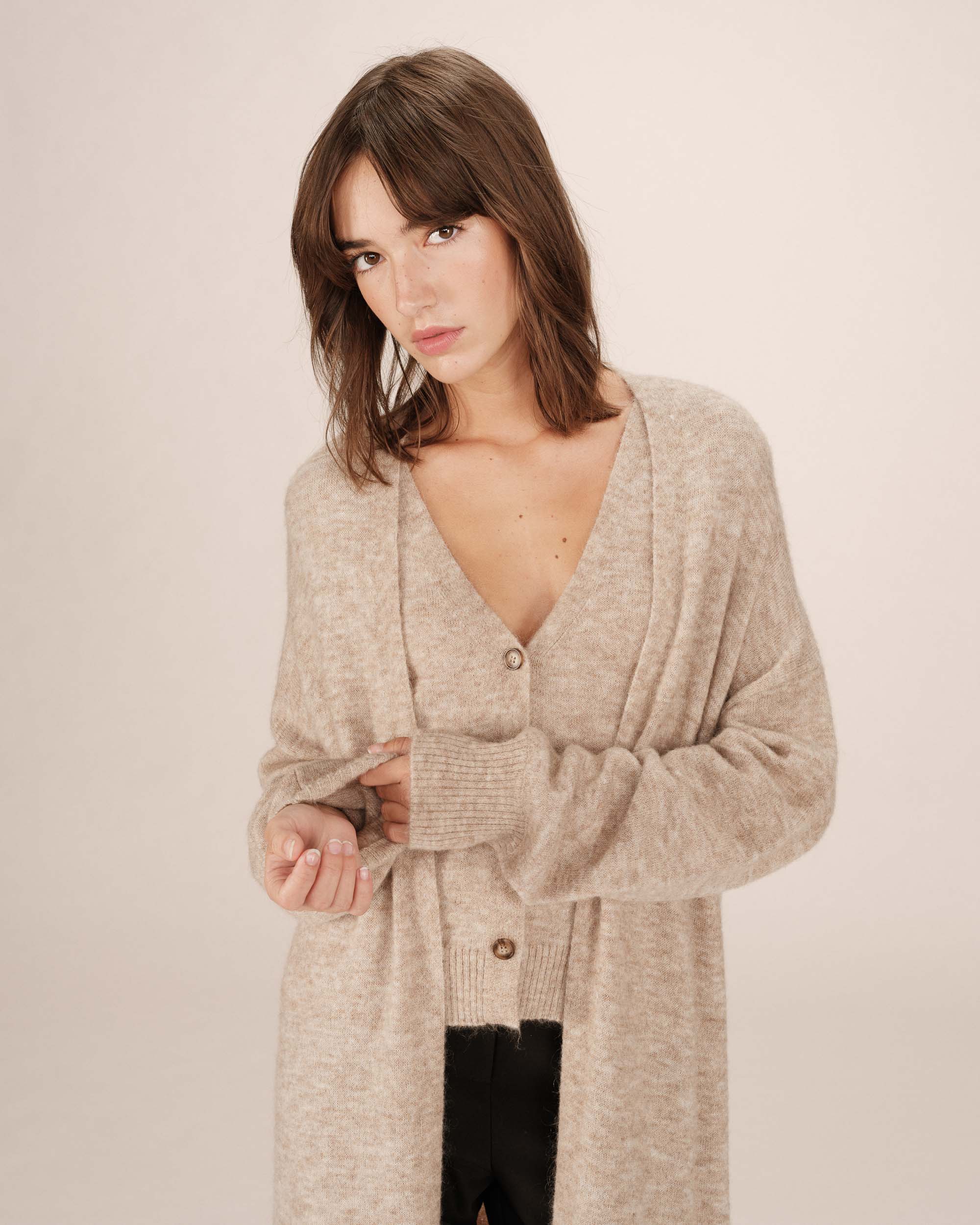 Cardigan Long Beige Santiago - Image 2