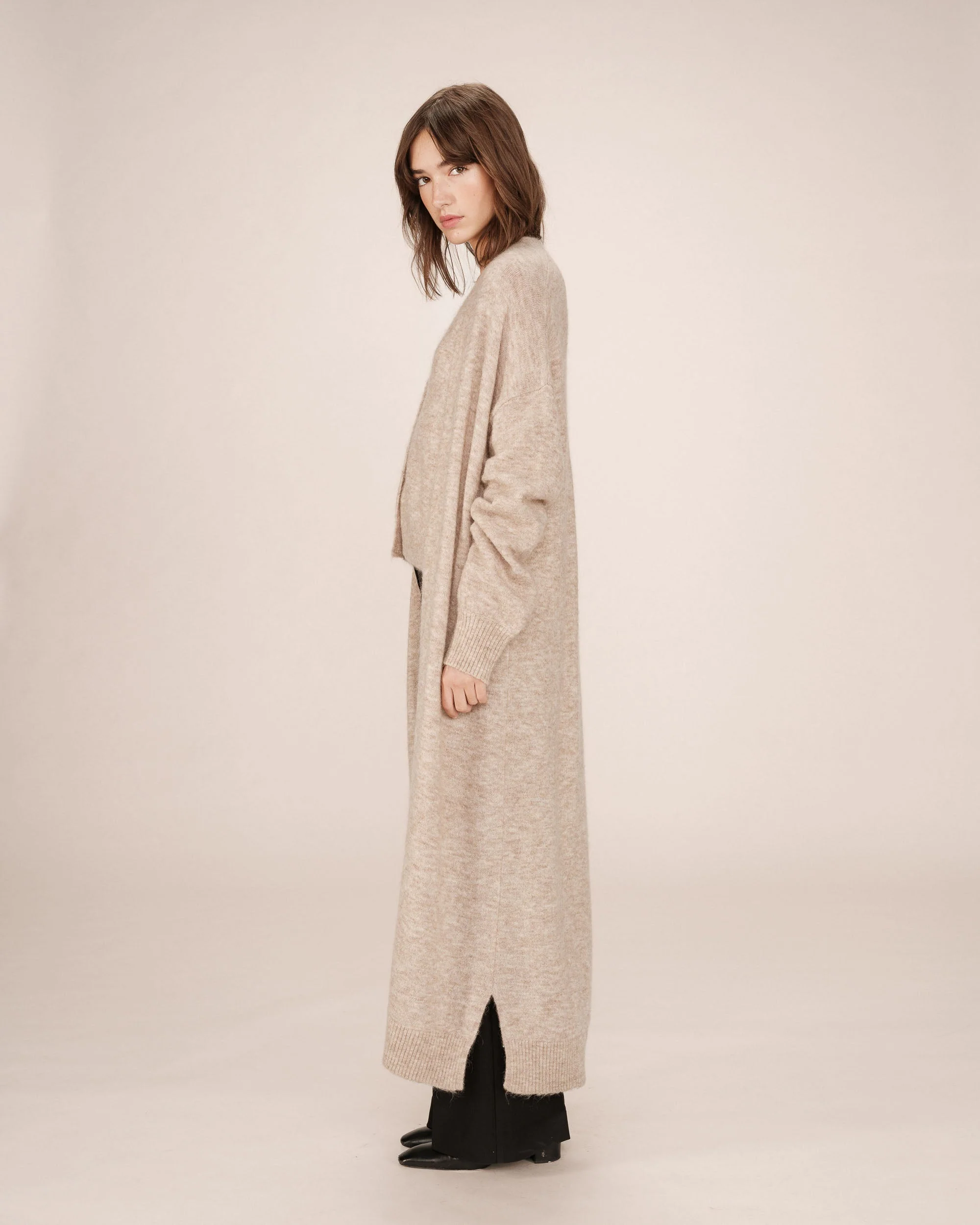 Cardigan Long Beige Santiago - Image 3