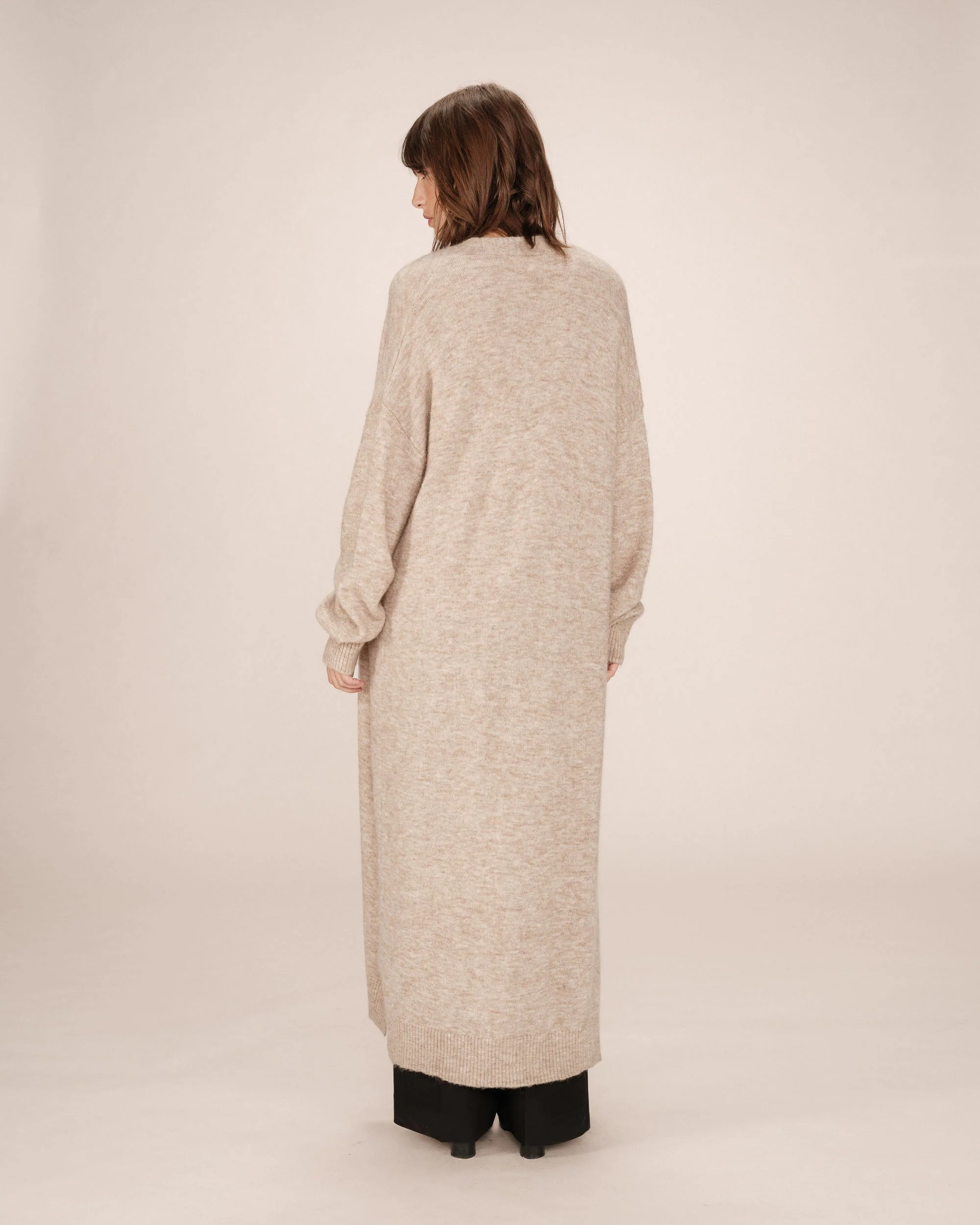 Cardigan Long Beige Santiago - Image 5