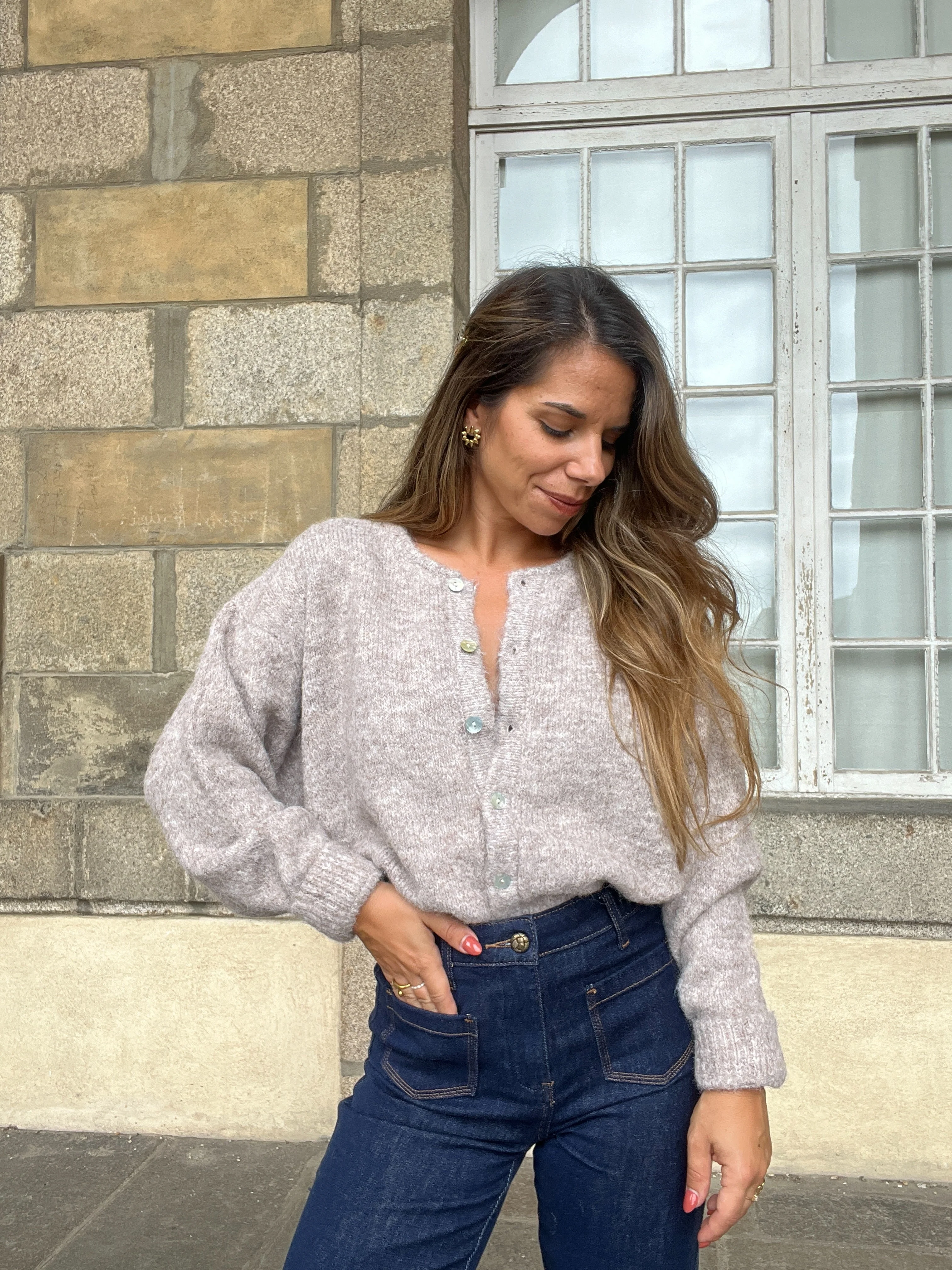 Cardigan Charlie Taupe - Image 4