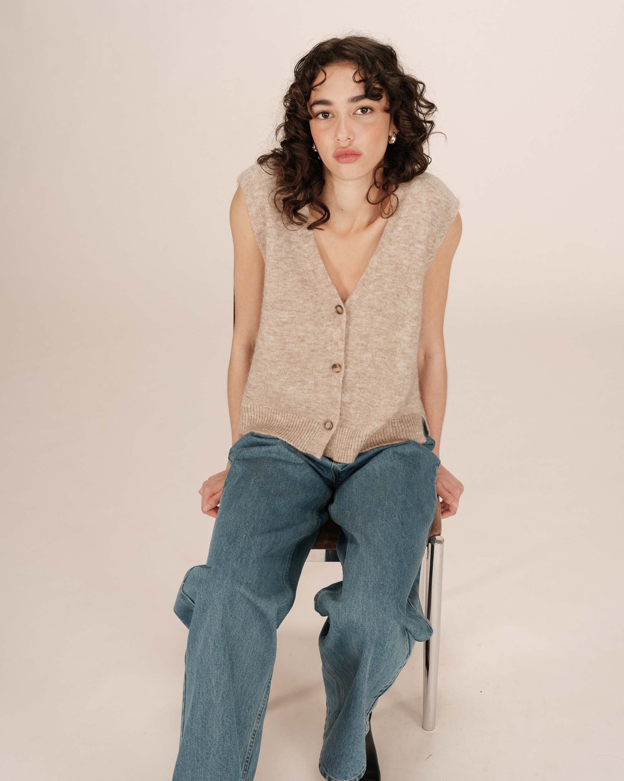 Cardigan Sans Manches Beige Santa - Image 2