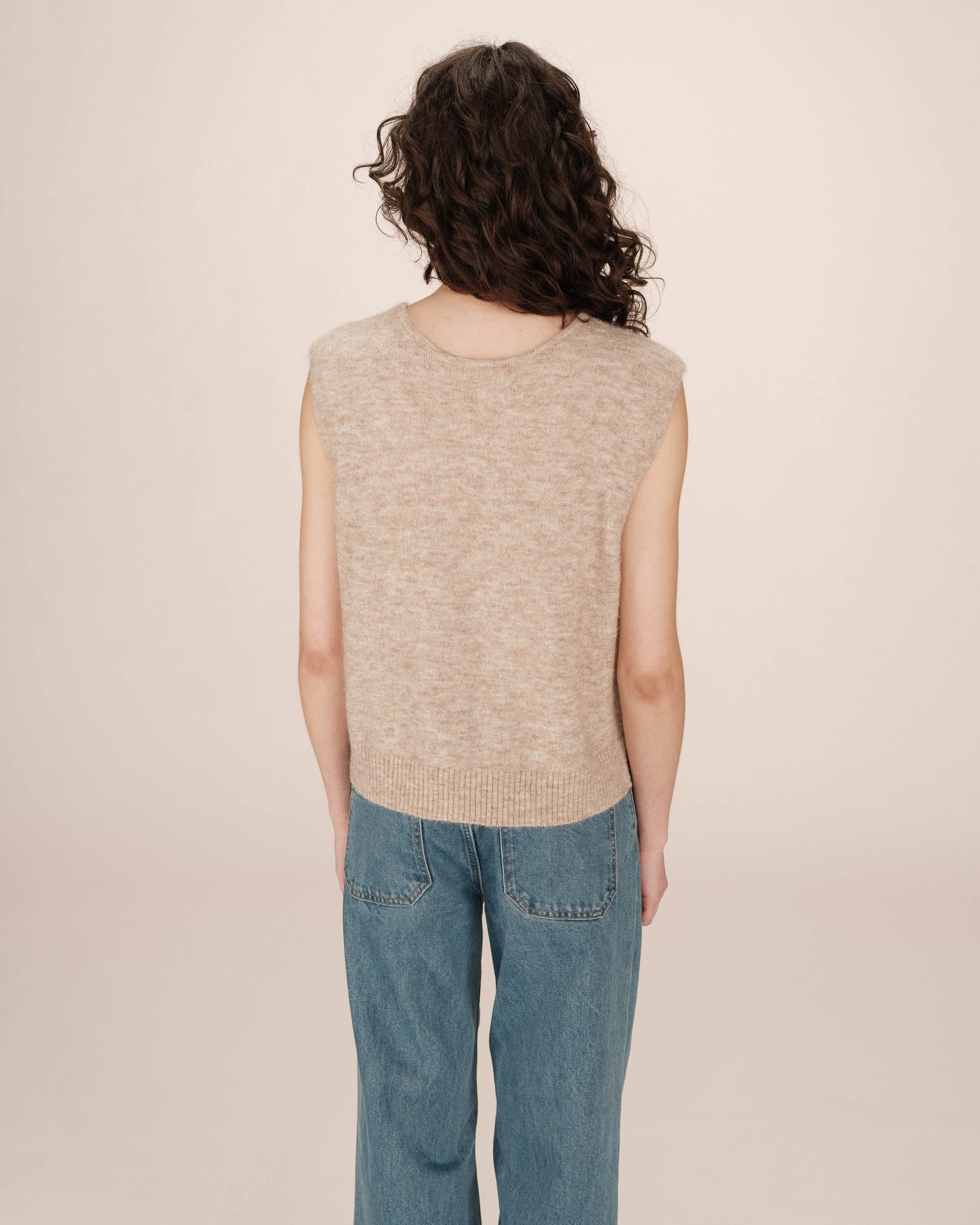Cardigan Sans Manches Beige Santa - Image 5