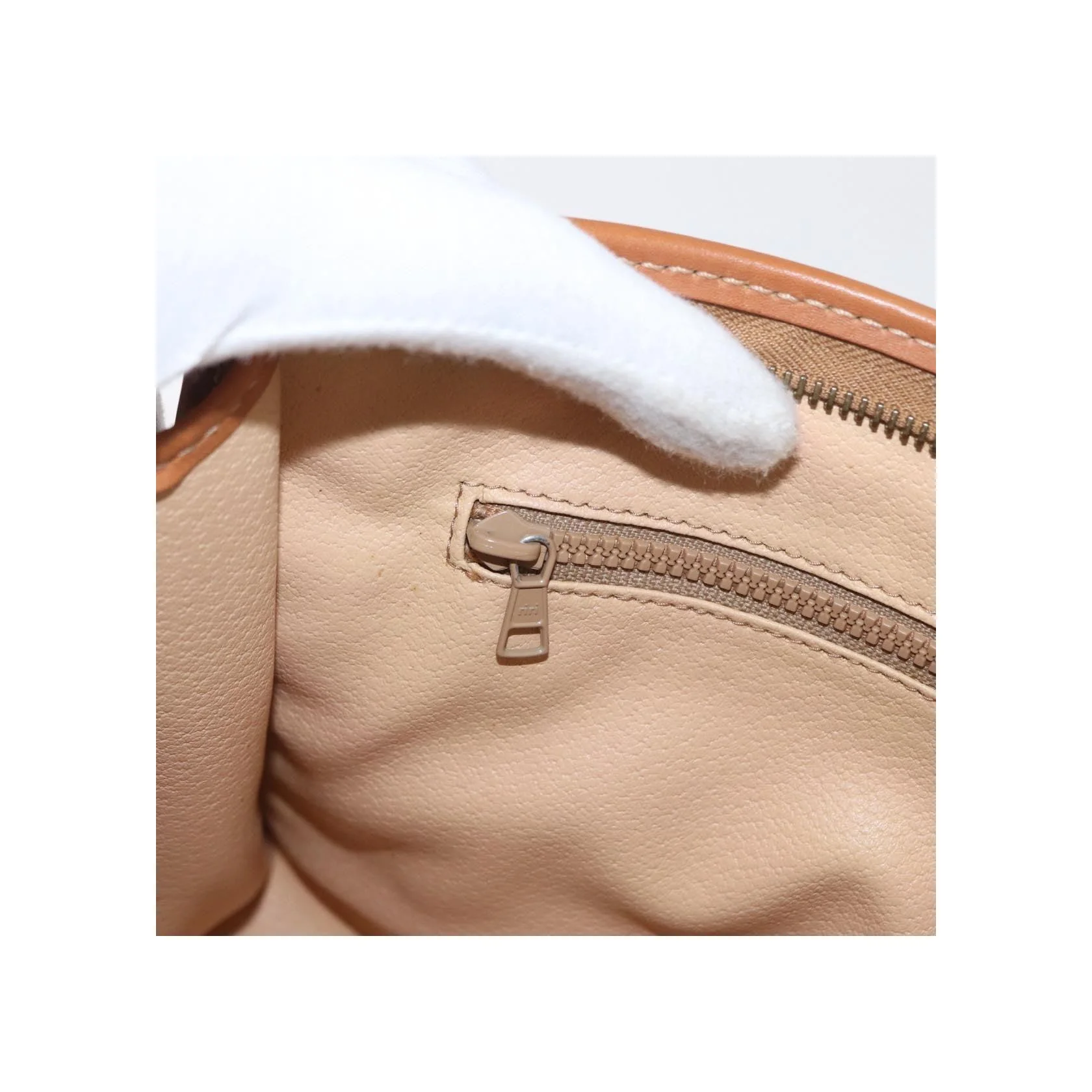 Pochette Celine Macadam - Beige - Image 14