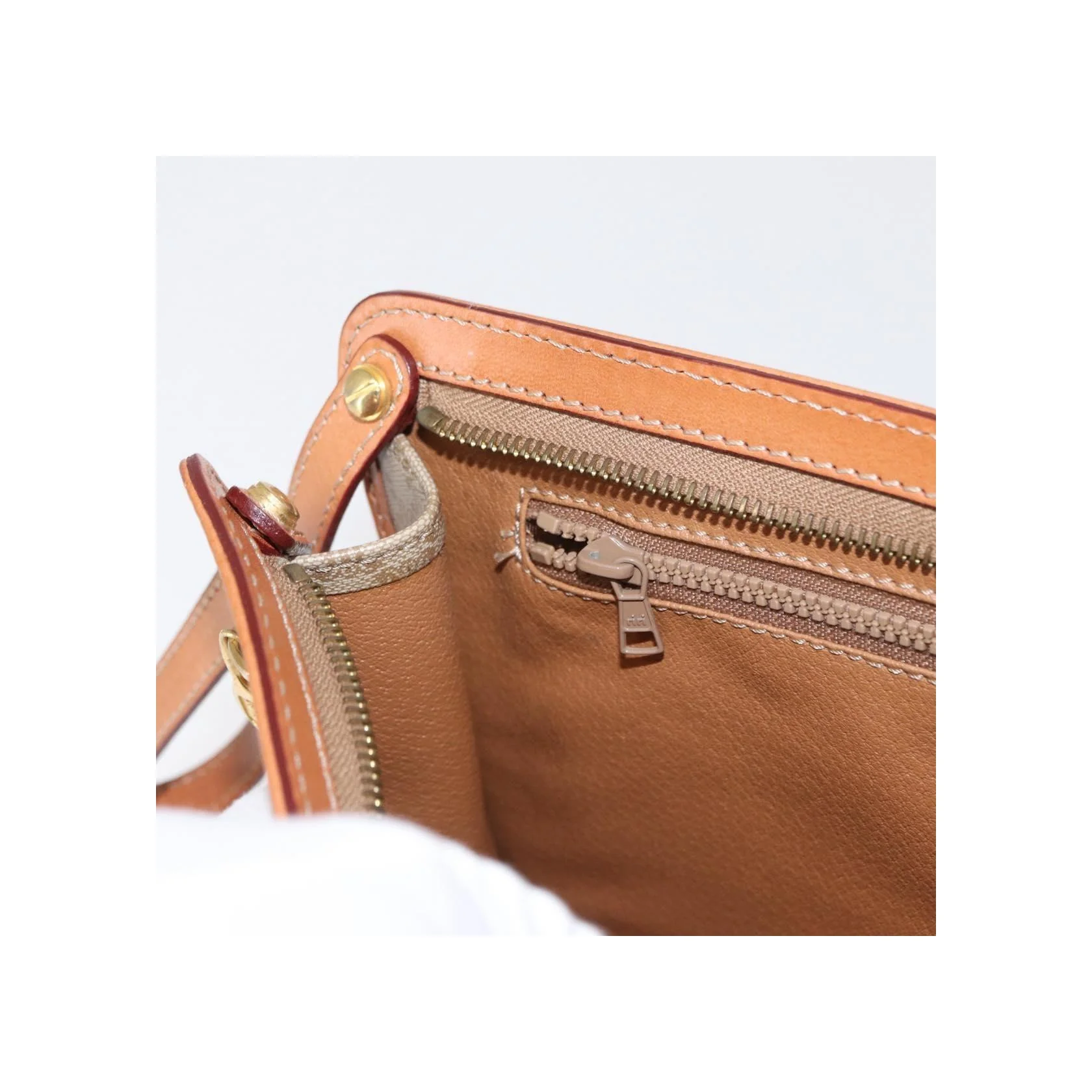 Pochette Celine Macadam - Beige - Image 22